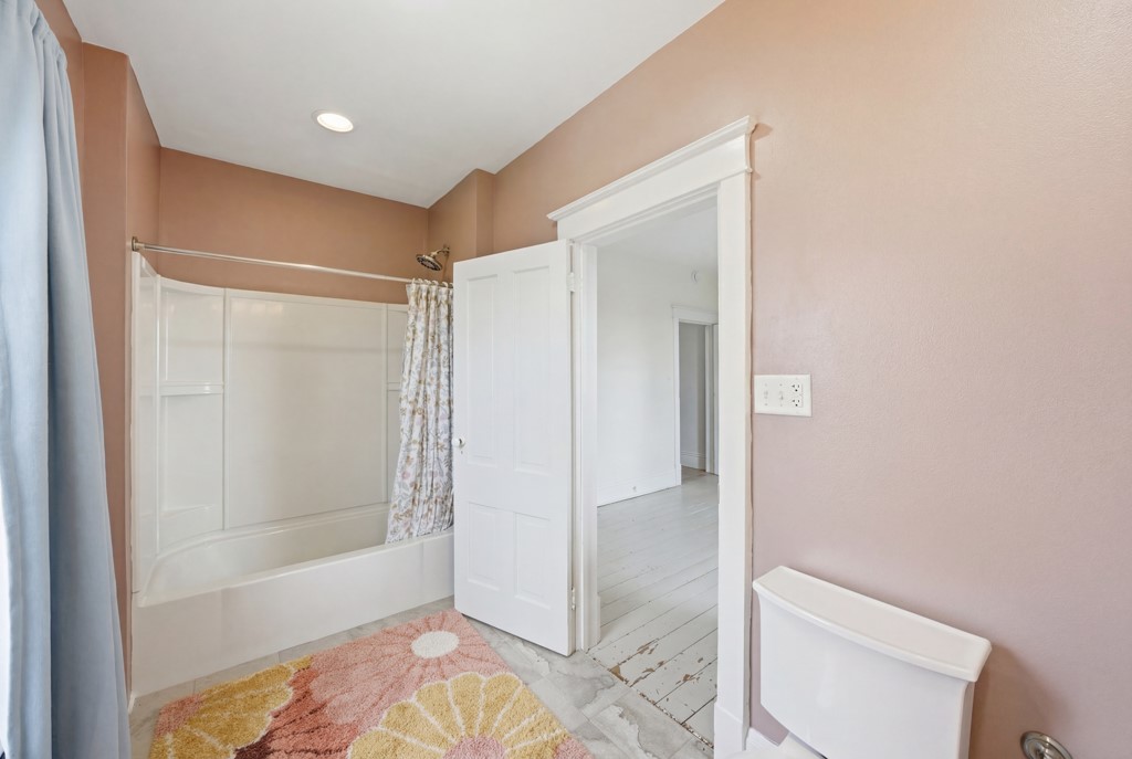 2125 130th Street Property Photo 19