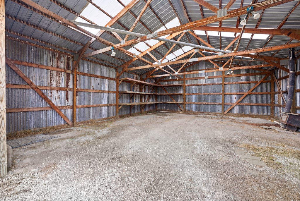 2125 130th Street Property Photo 23
