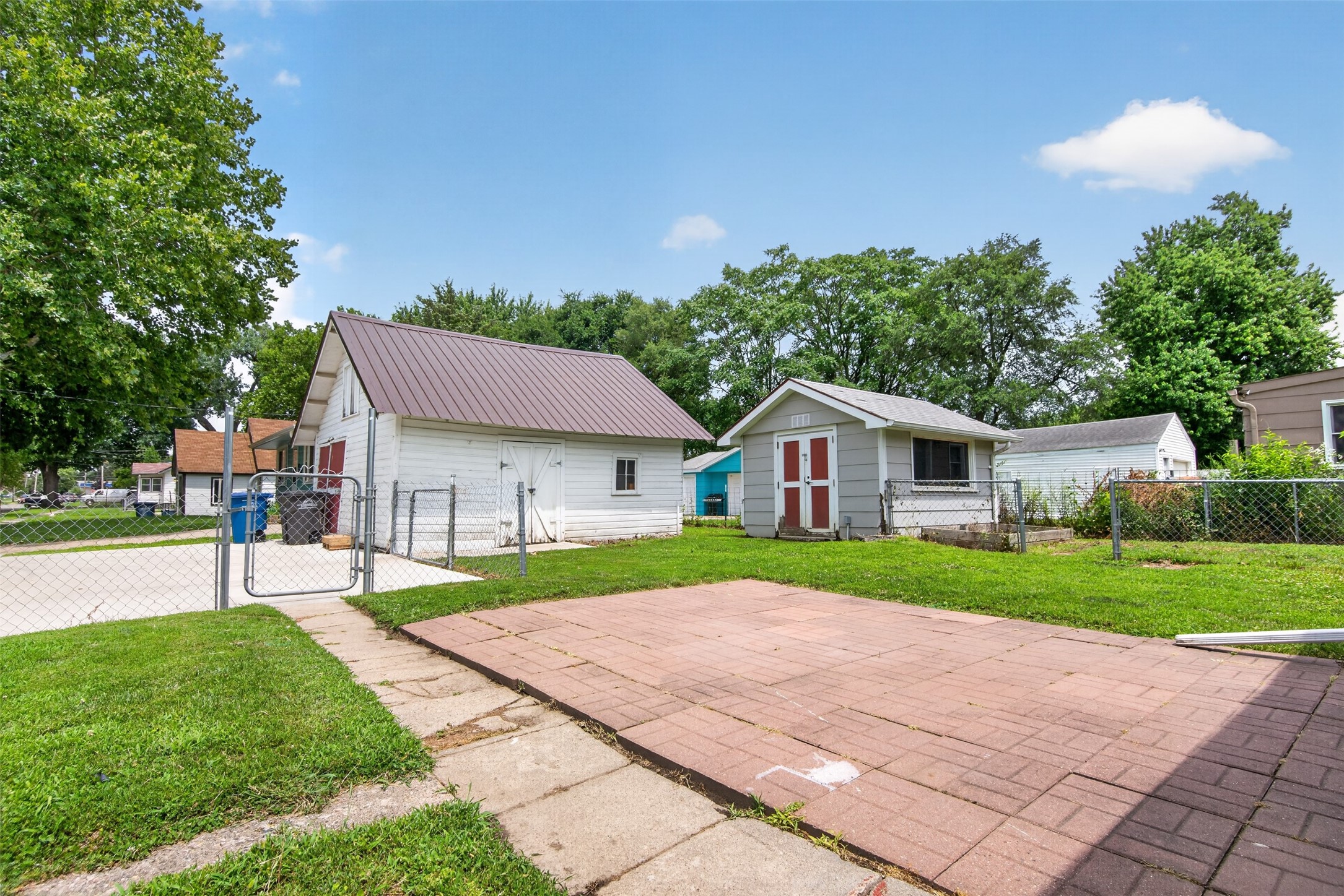 2834 Maple Street Property Photo 16