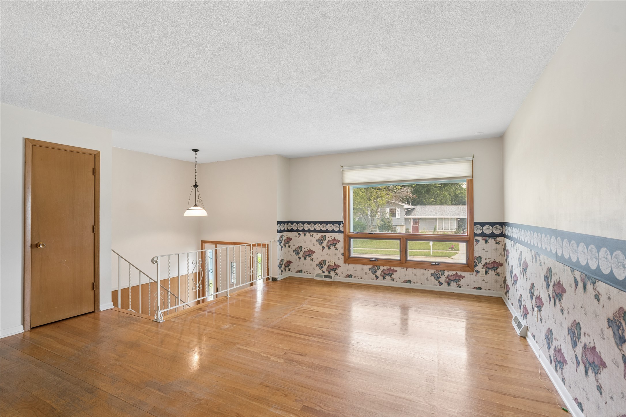 4410 64th Street Property Photo 5