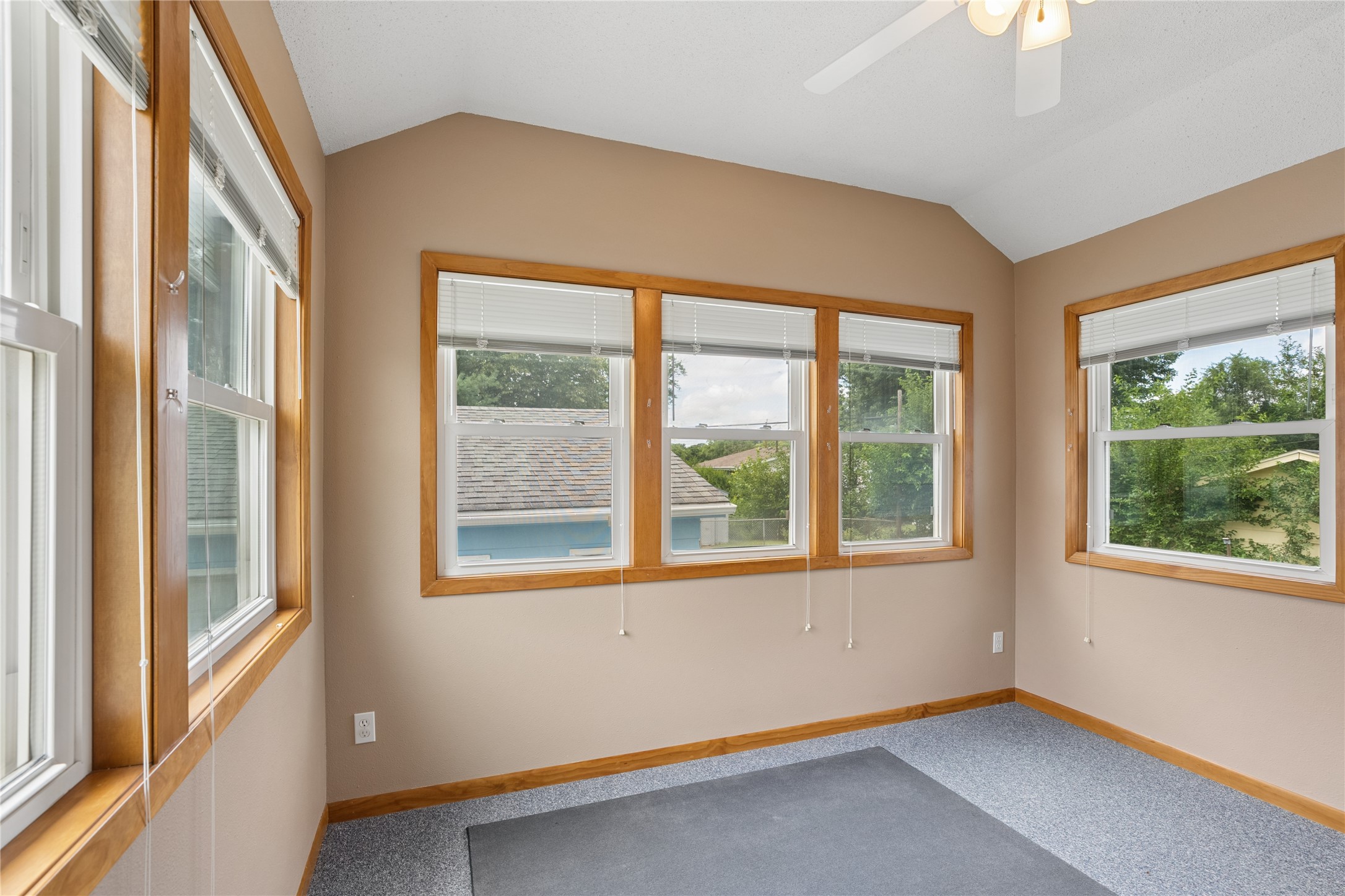 4410 64th Street Property Photo 18