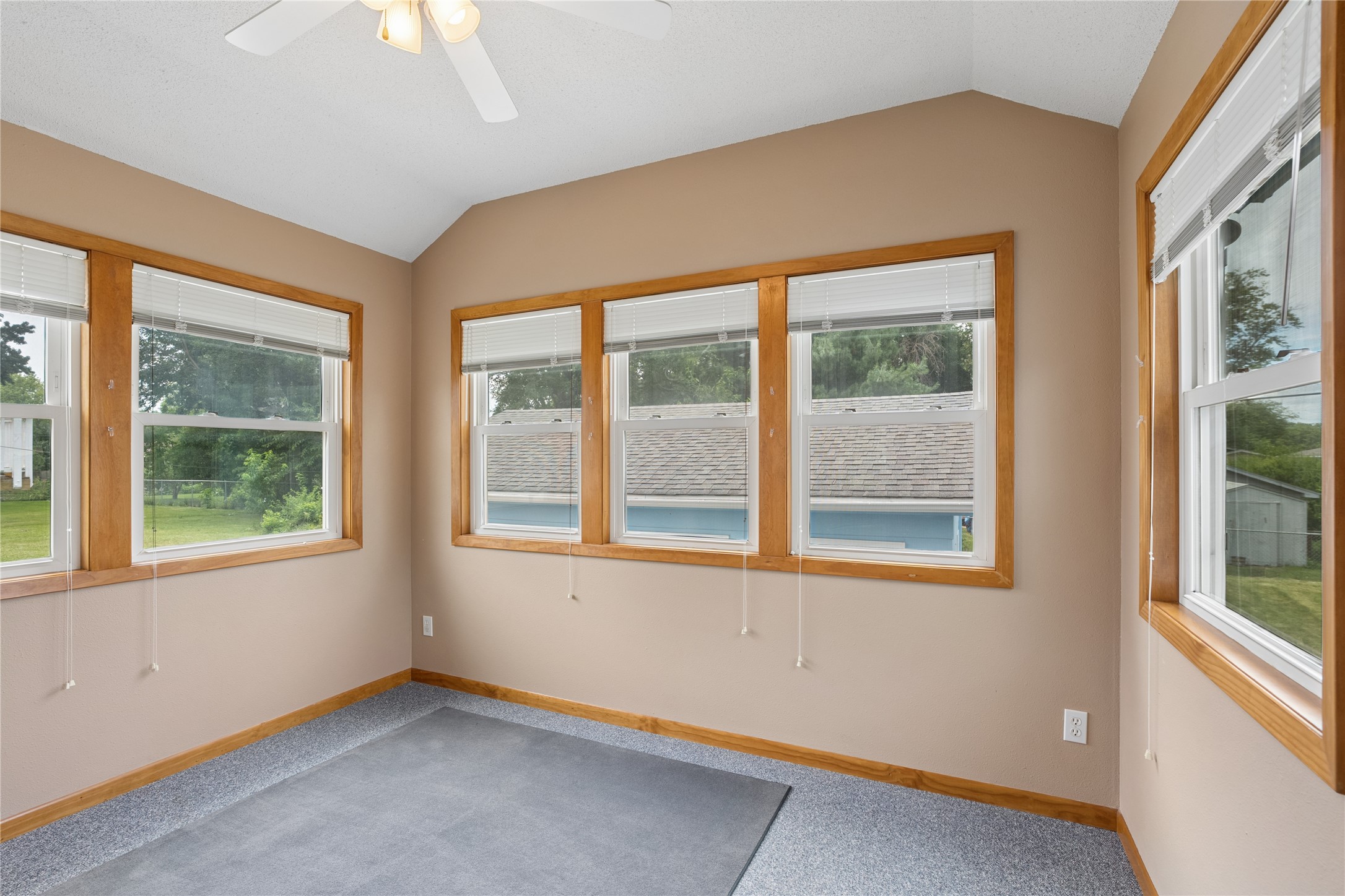 4410 64th Street Property Photo 19