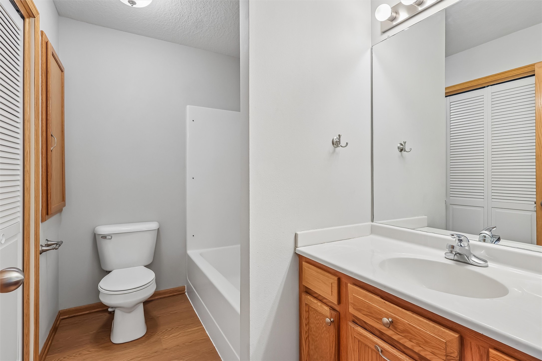 592 Se Williams Court Property Photo 17