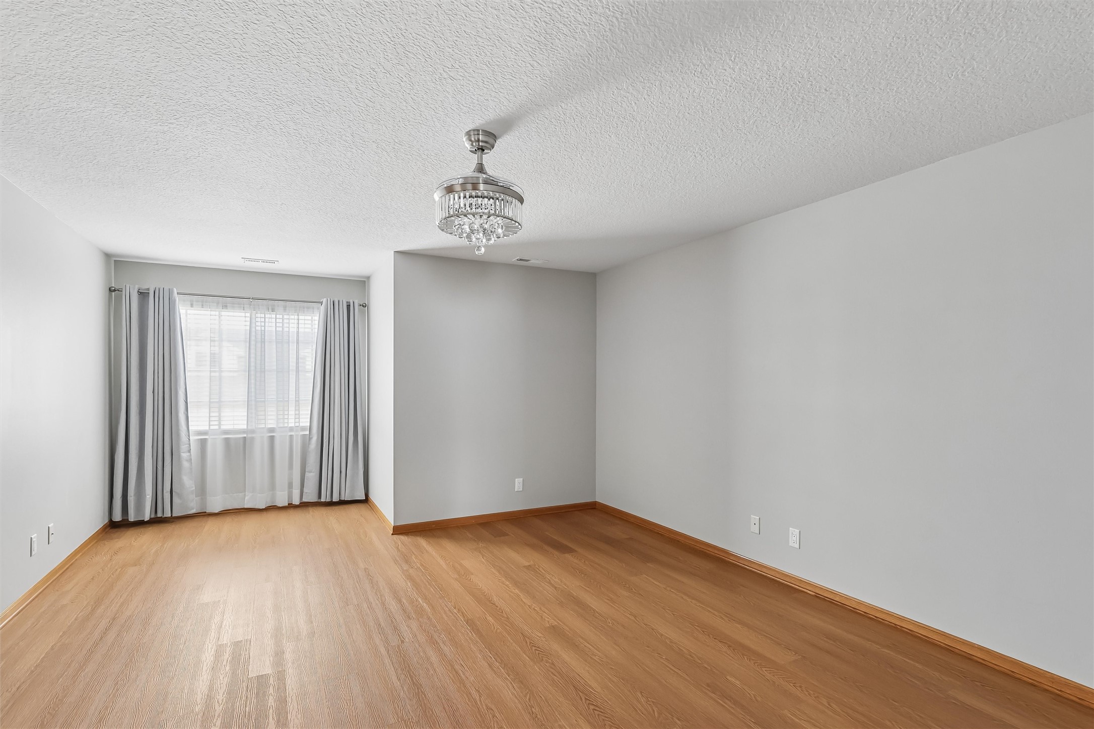 592 Se Williams Court Property Photo 20