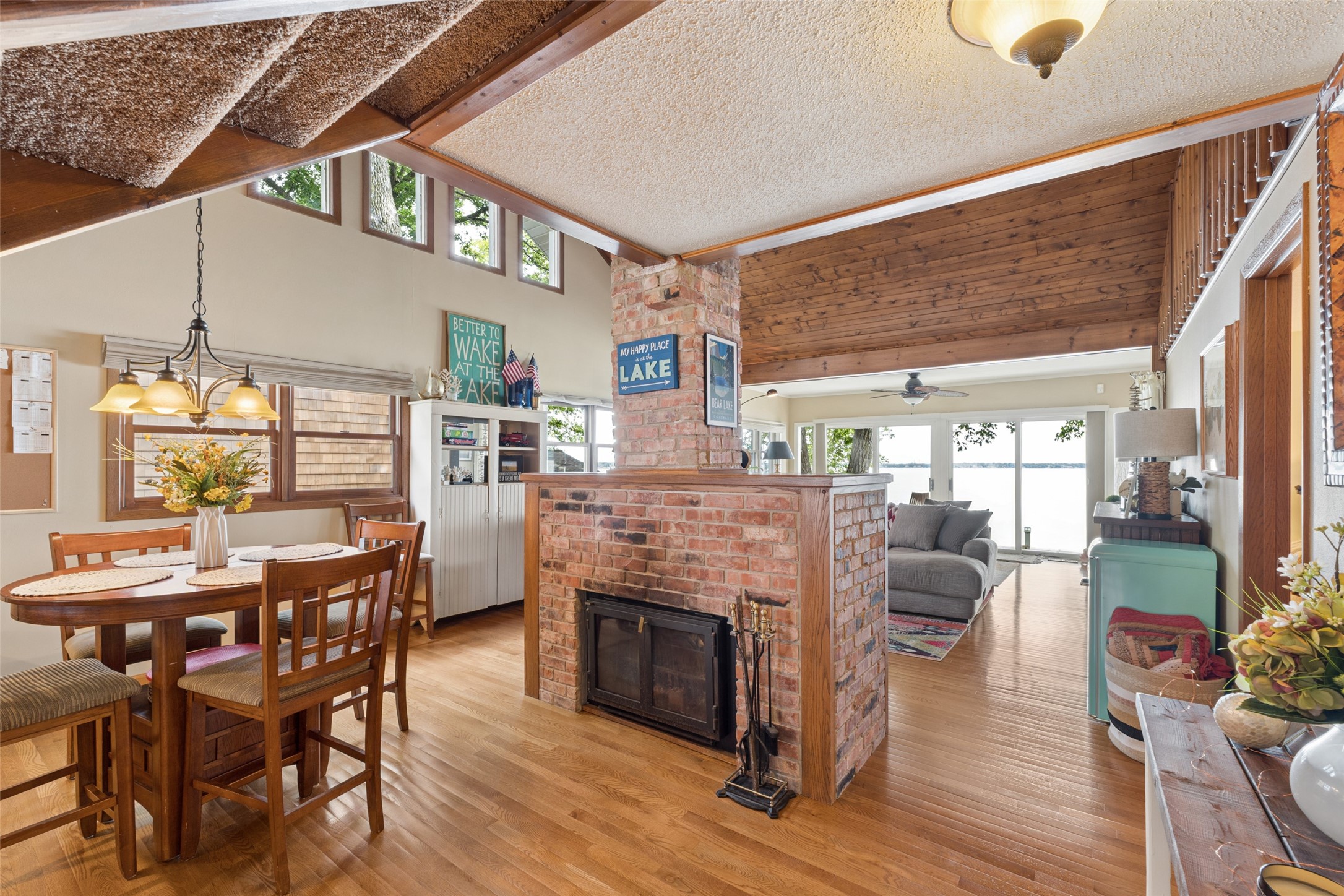 5318 Lakeview Drive Property Photo 13
