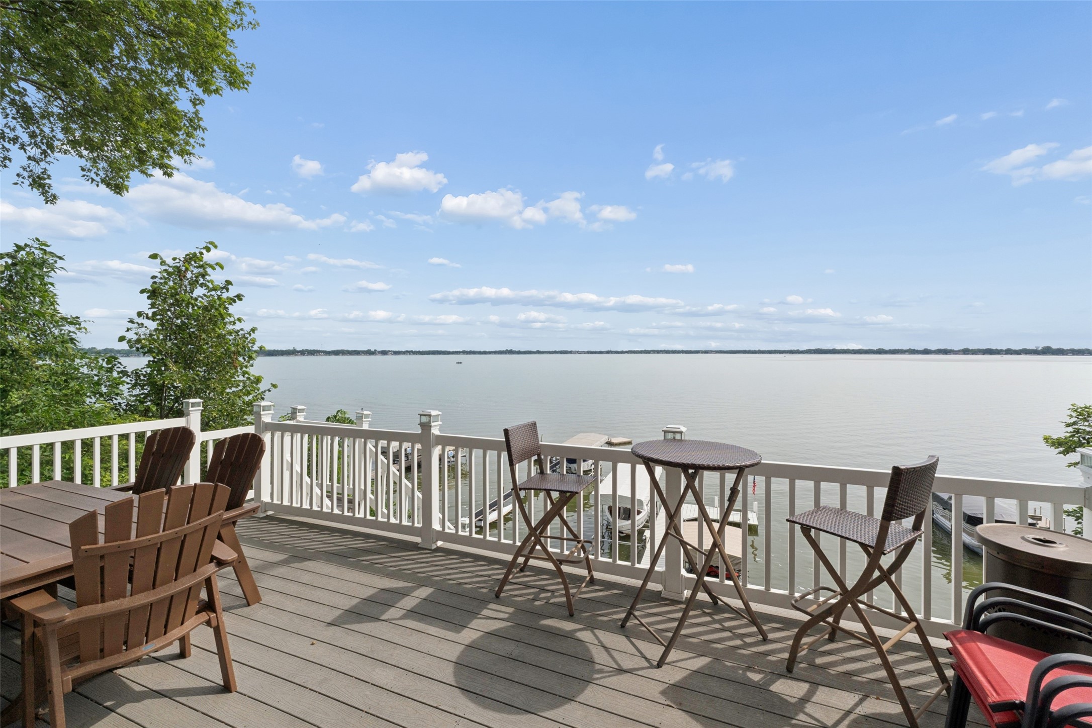 5318 Lakeview Drive Property Photo 18