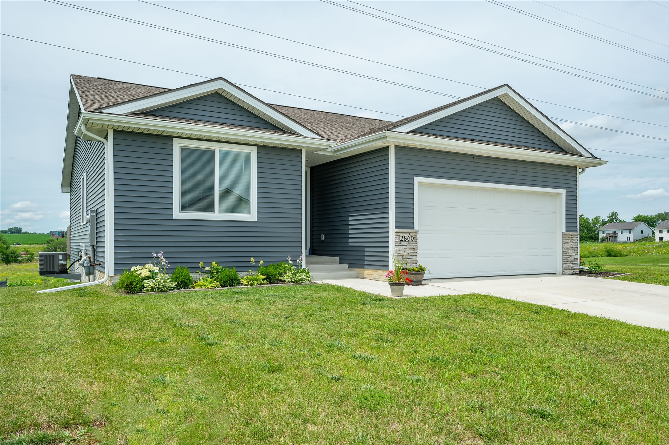 2860 Pilgrim Drive Sw Property Photo 1