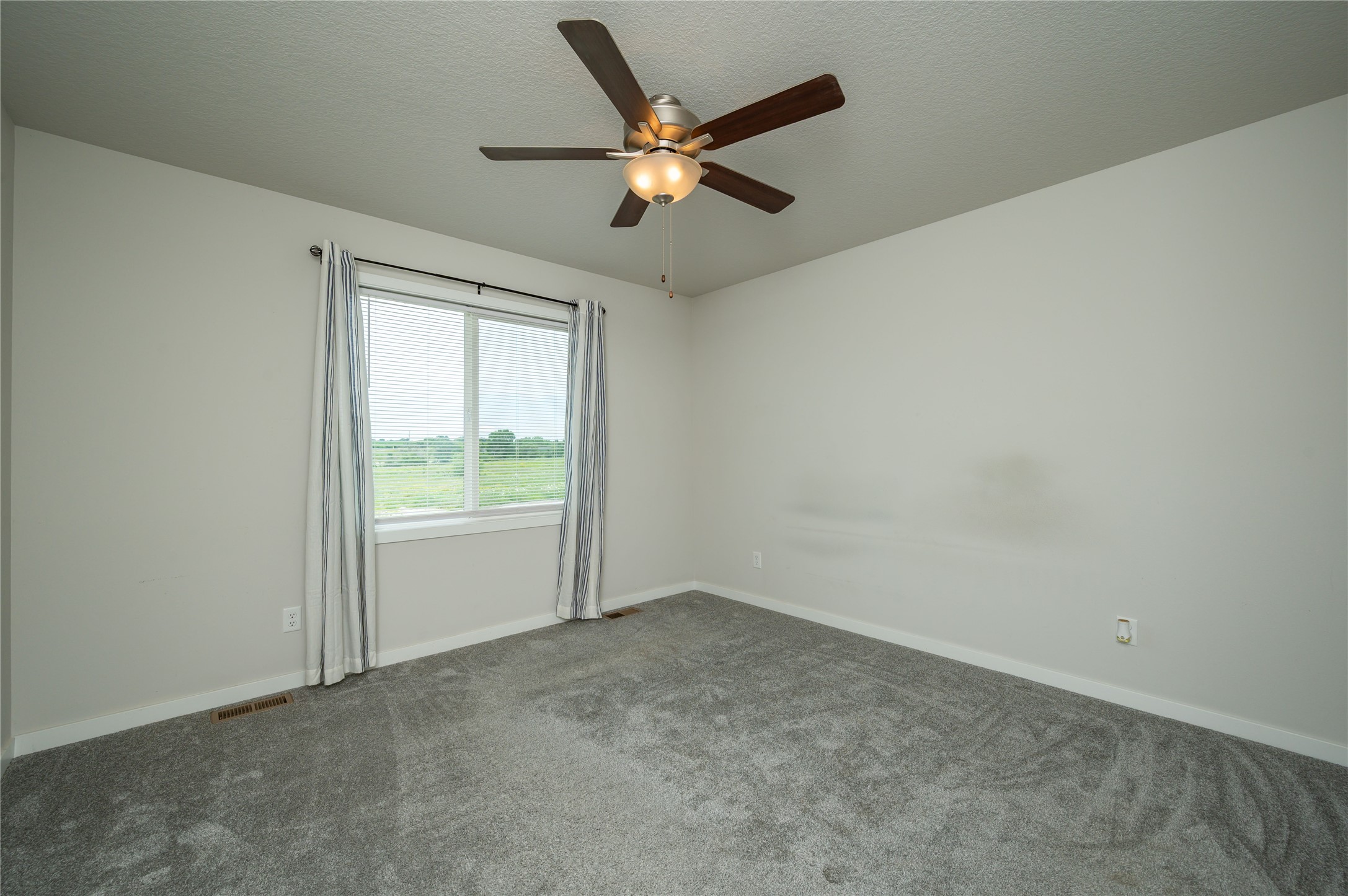 2860 Pilgrim Drive Sw Property Photo 13