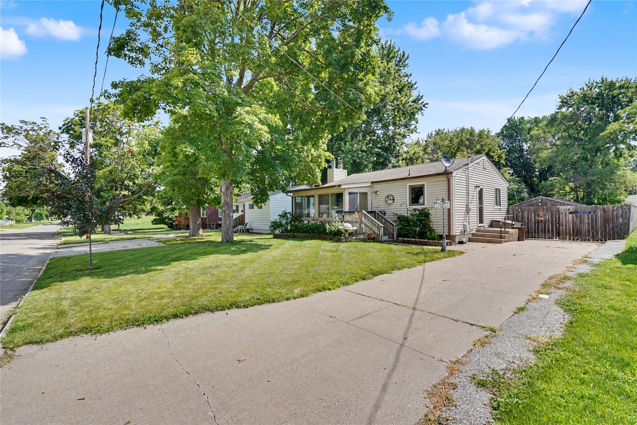 1309 E 28th Street Property Photo 3