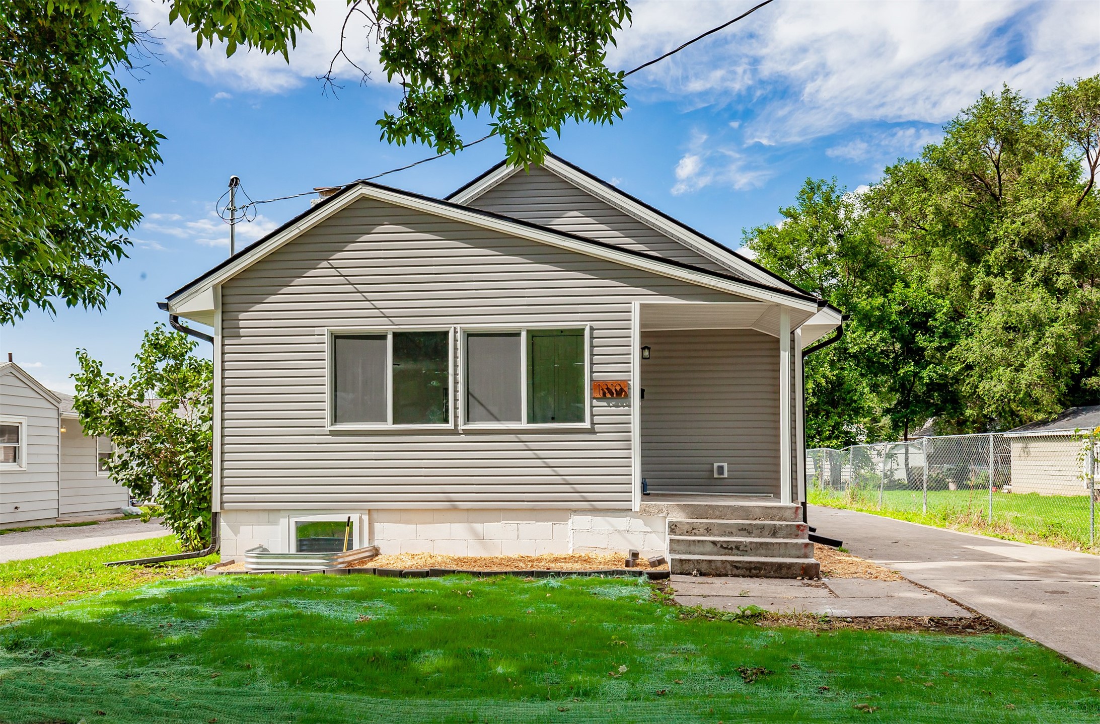 1310 E Ovid Avenue Property Photo 2
