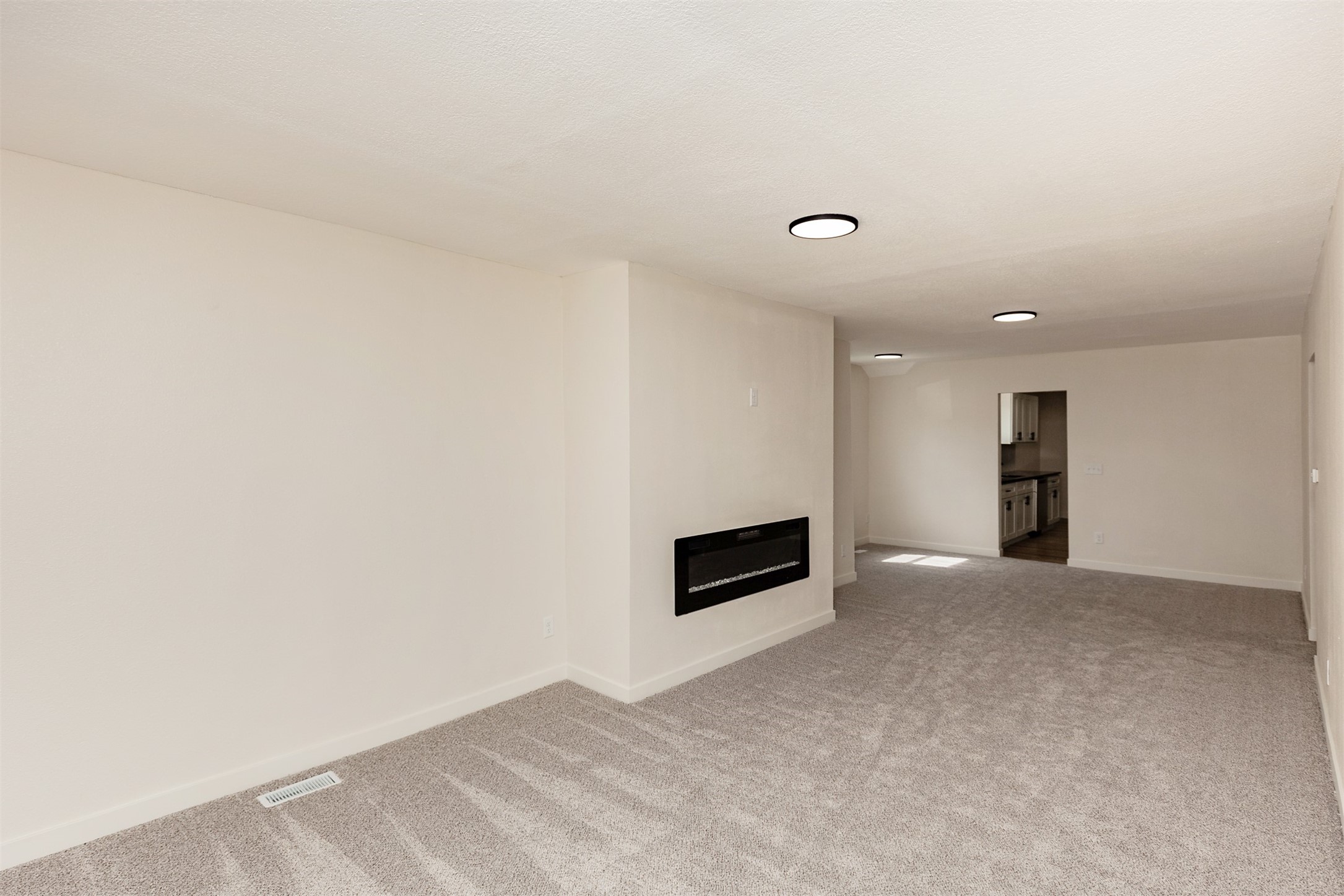 1310 E Ovid Avenue Property Photo 6