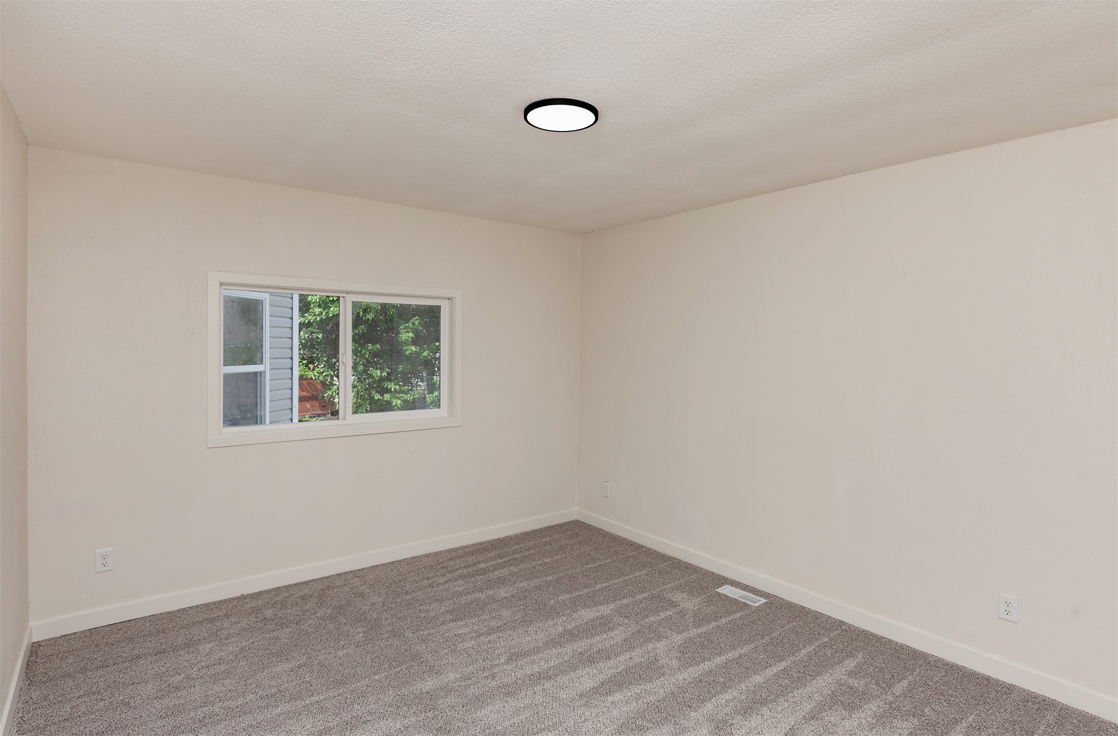 1310 E Ovid Avenue Property Photo 22