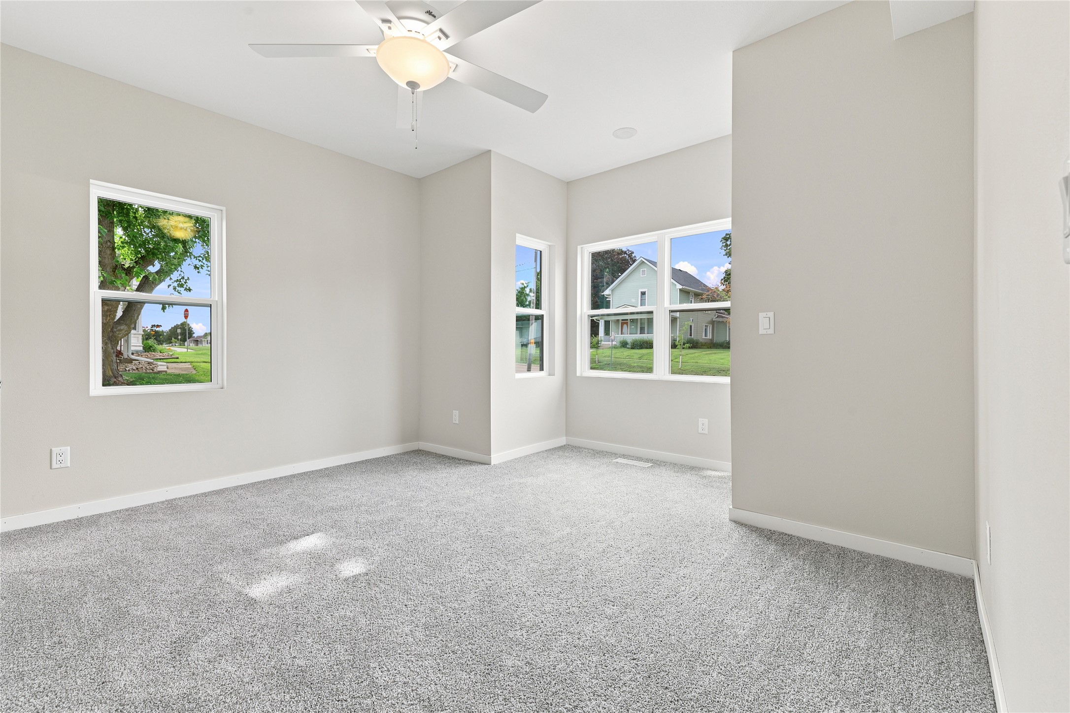 406 4th Avenue Property Photo 11