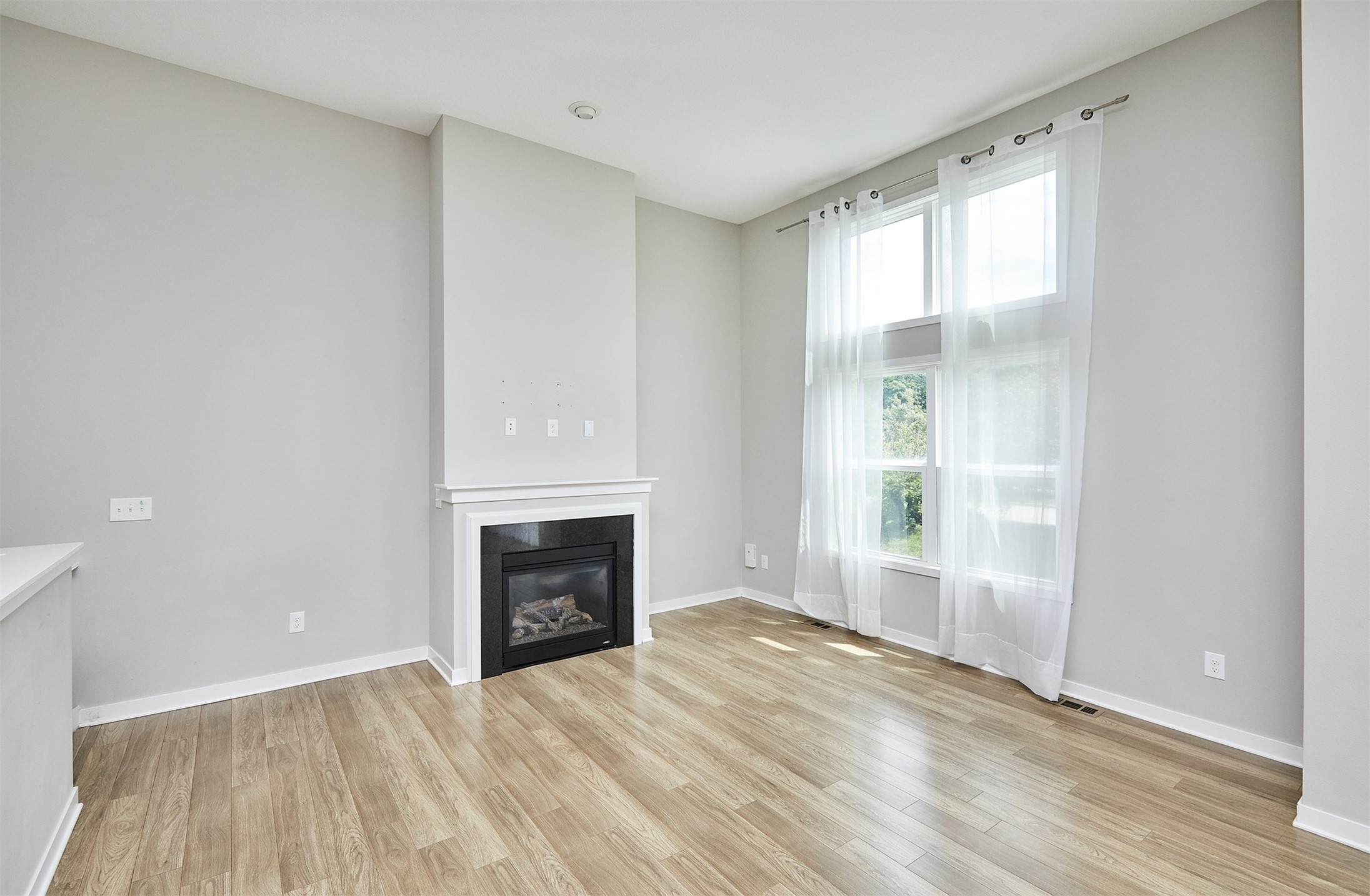 7902 Cottonwood Lane Property Photo 4