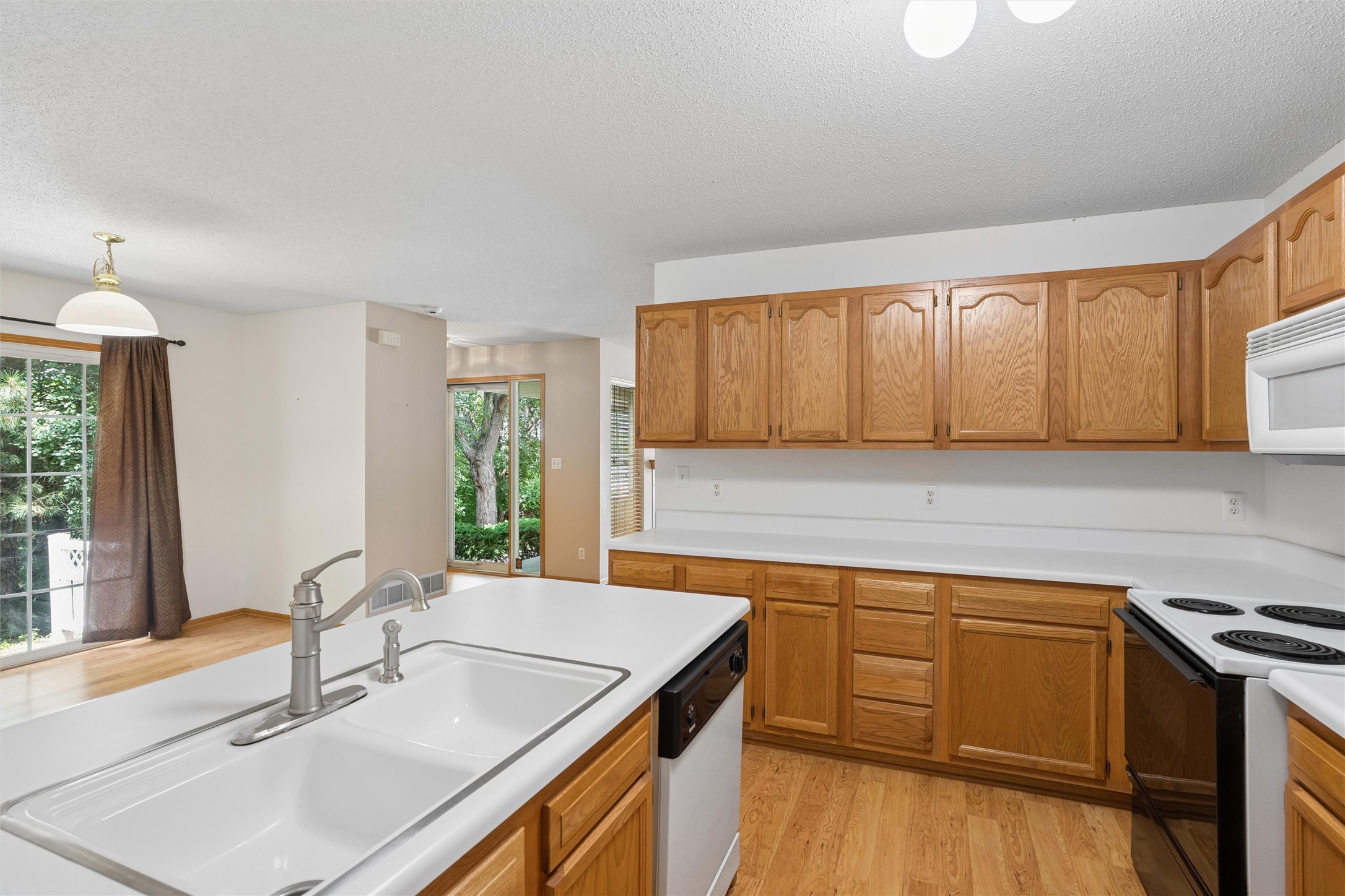 4425 Mills Civic Parkway 601 Property Photo 6