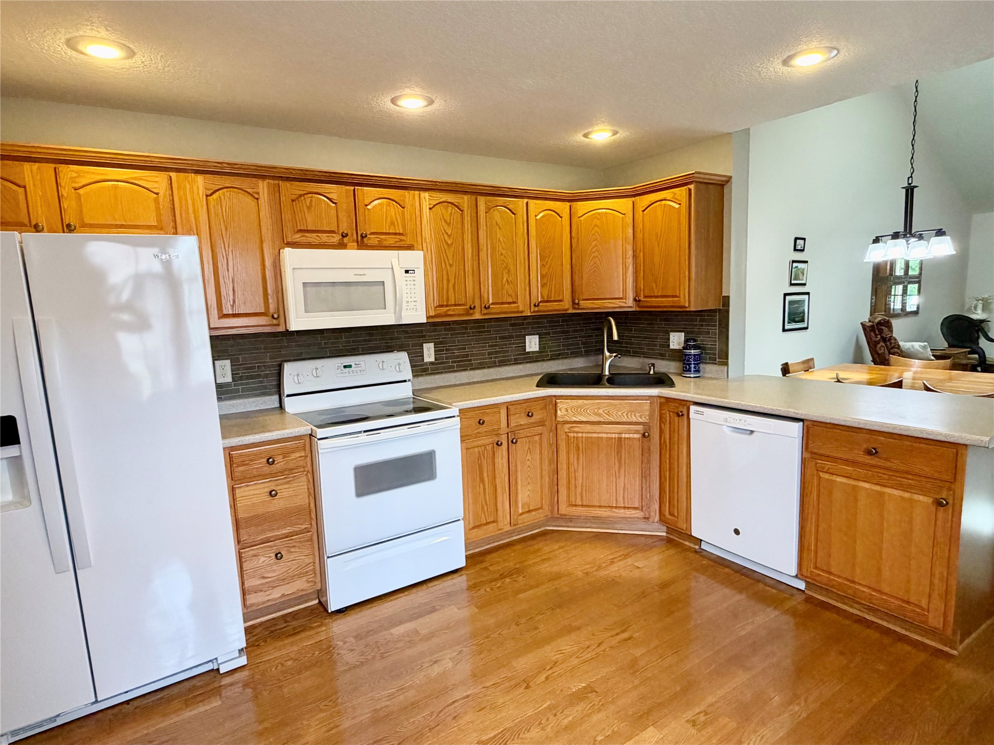 15674 Sheridan Avenue Property Photo 12
