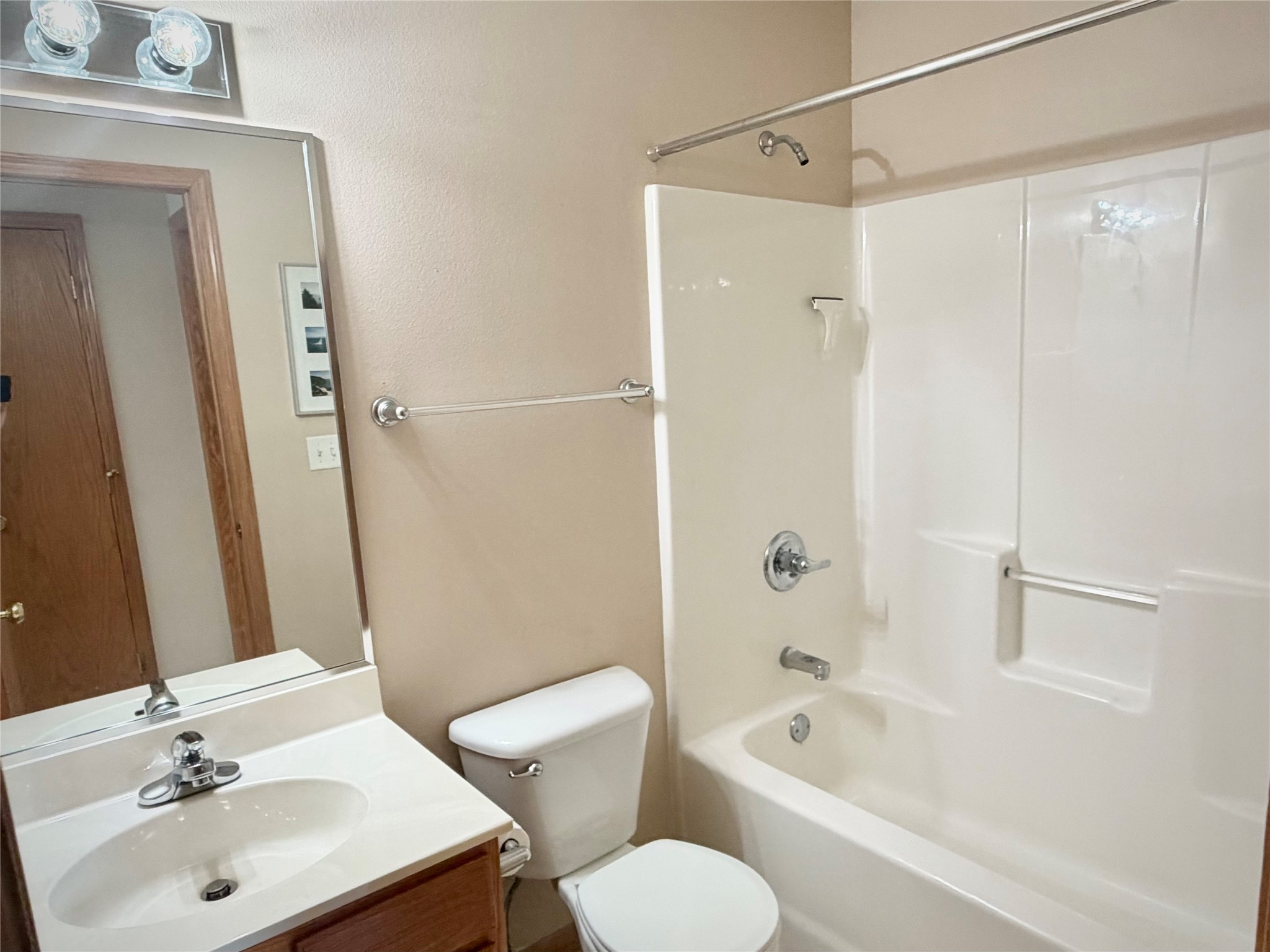 15674 Sheridan Avenue Property Photo 23