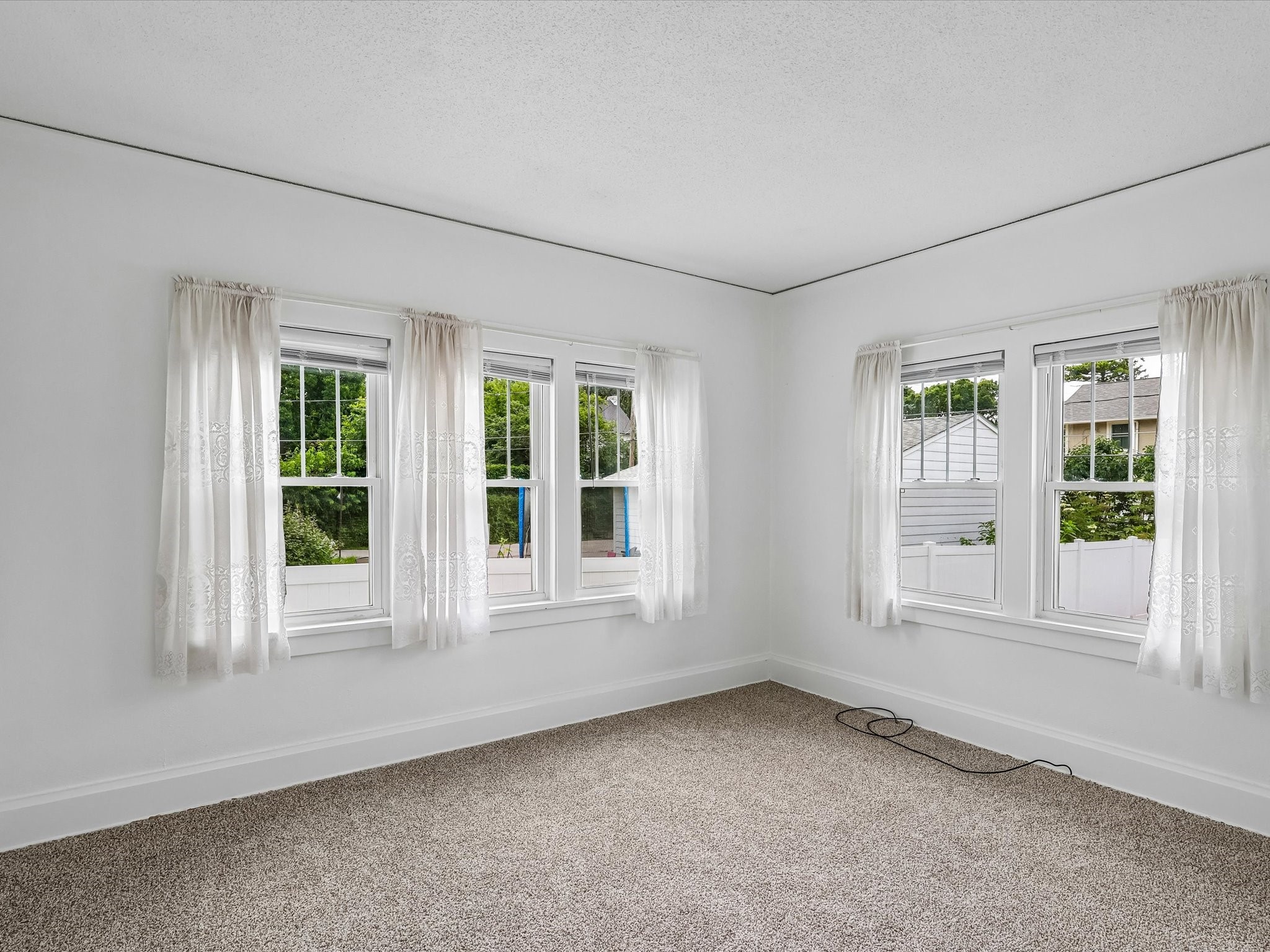 4516 Boulevard Place Property Photo 15