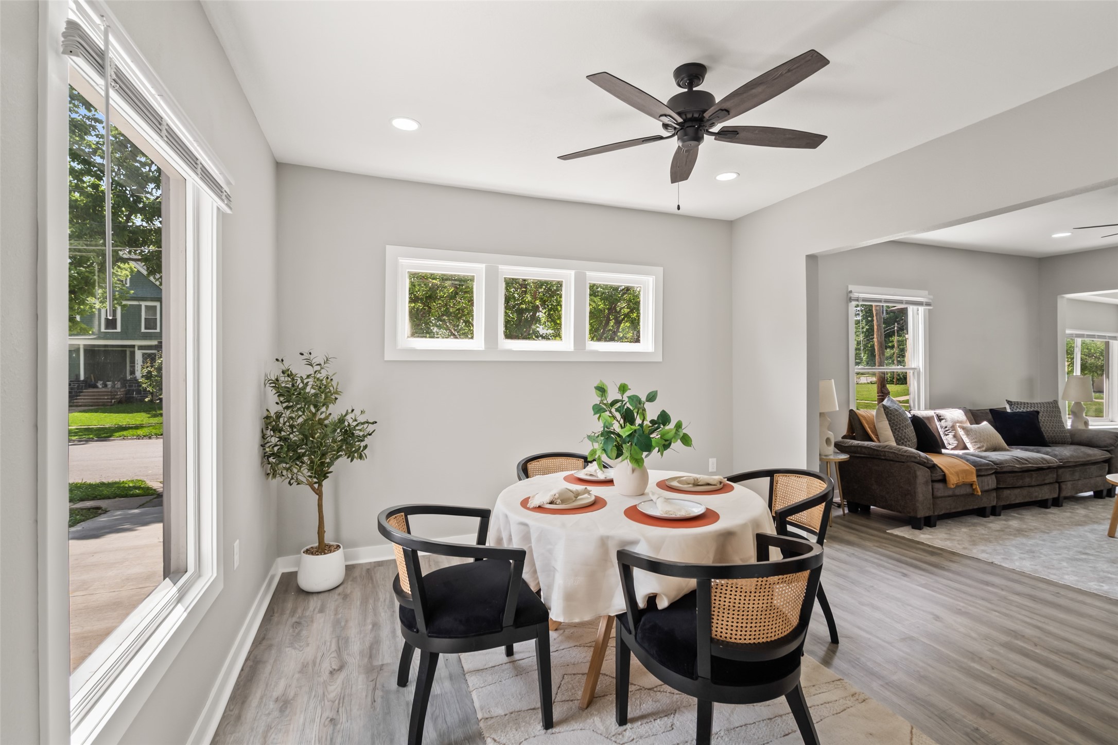 250 Franklin Avenue Property Photo 12