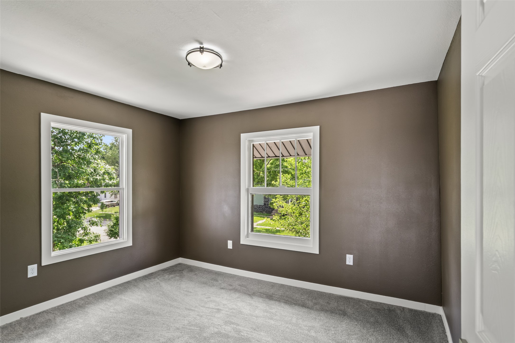 250 Franklin Avenue Property Photo 19