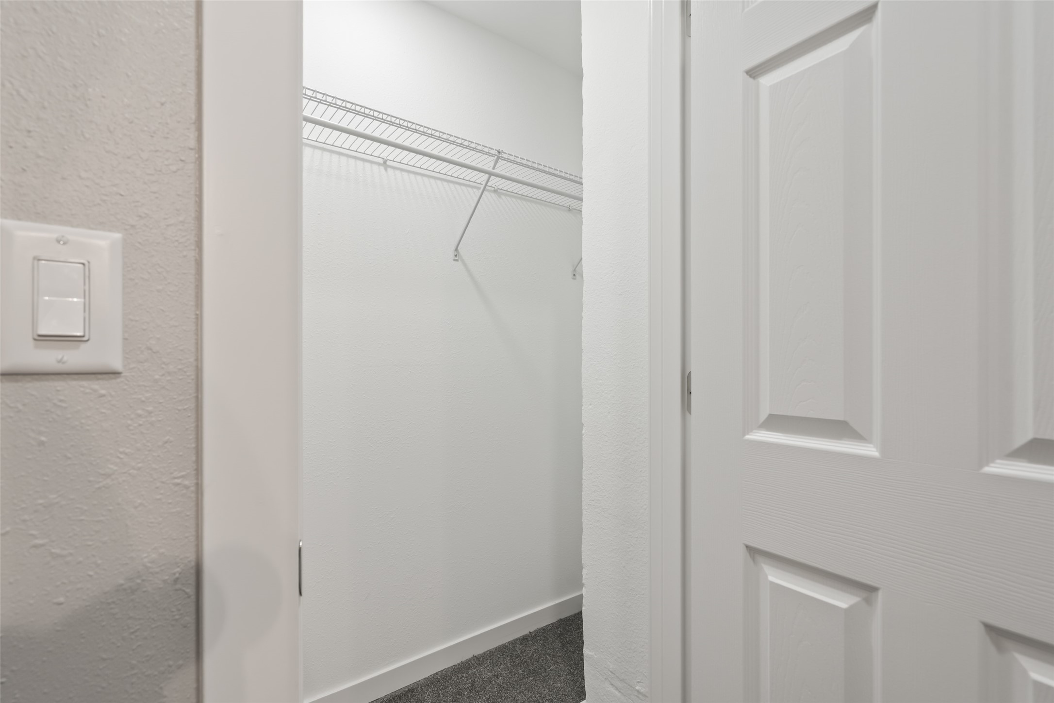 250 Franklin Avenue Property Photo 30