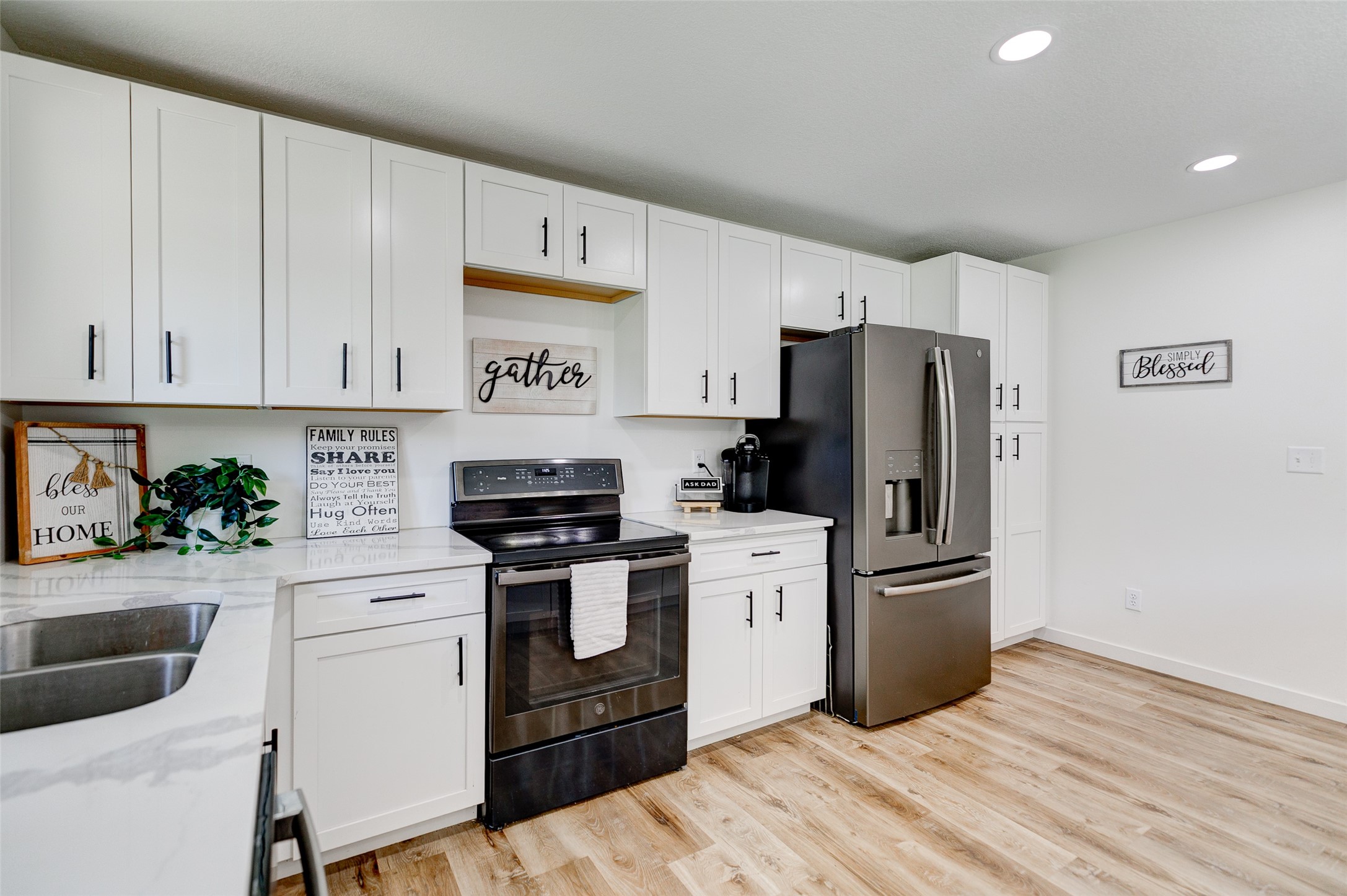 645 7th Street Property Photo 13