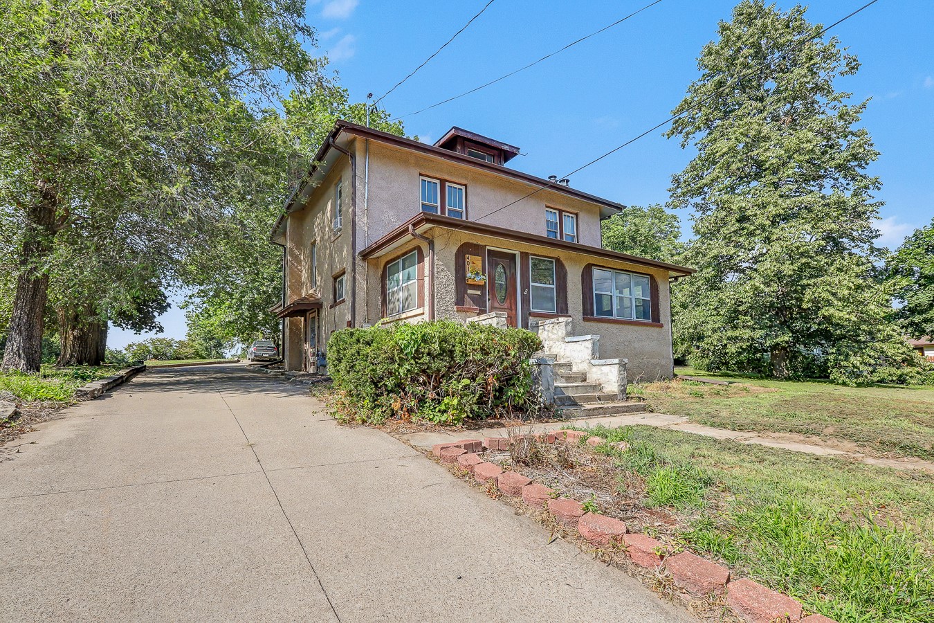 401 K Avenue E Property Photo 2