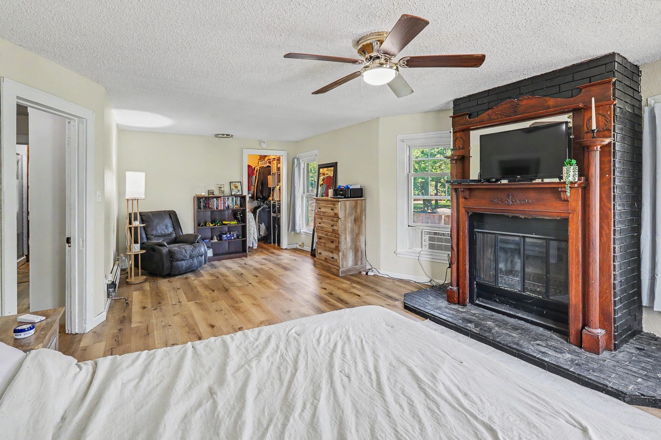 401 K Avenue E Property Photo 27