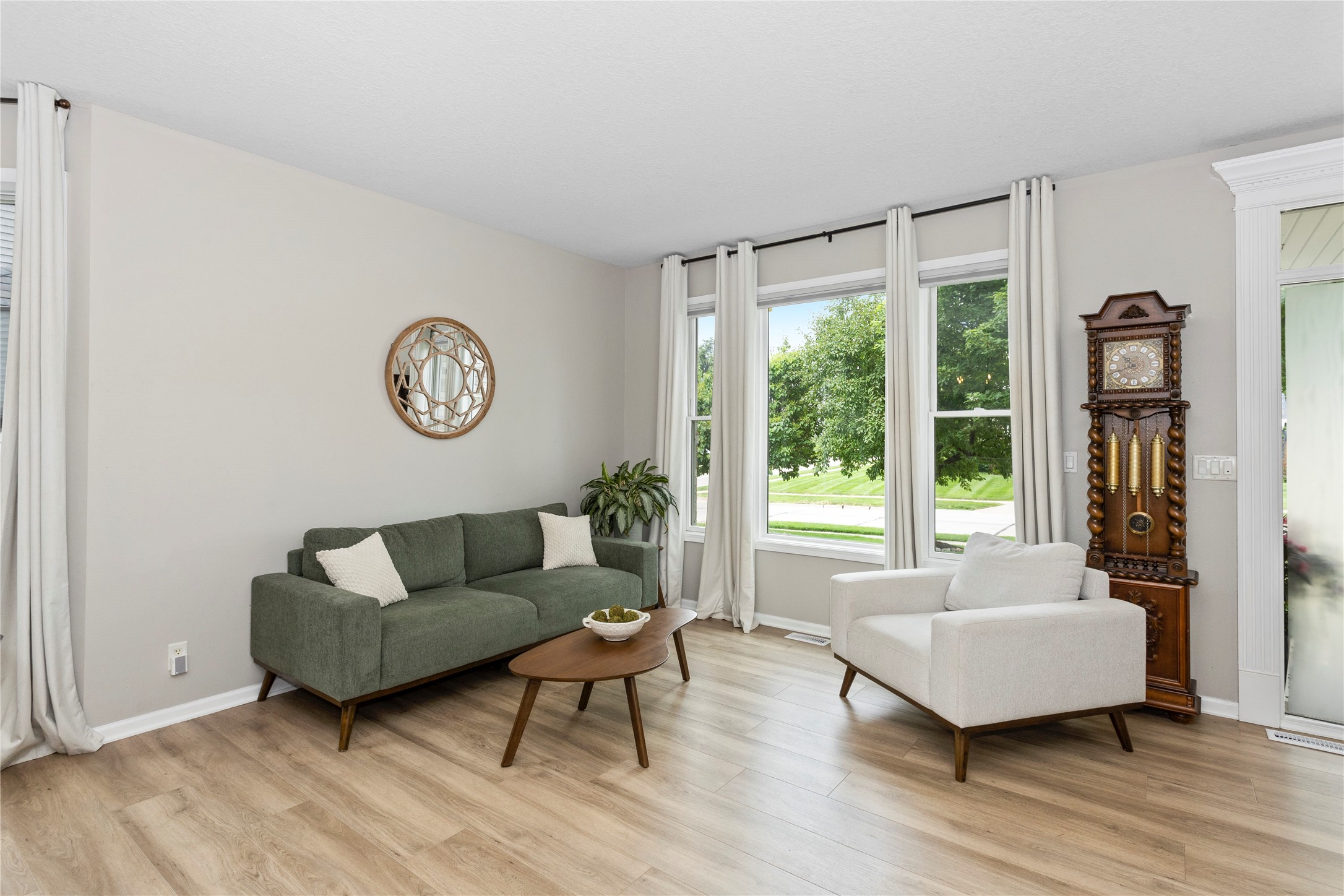 2807 145th Street Property Photo 13