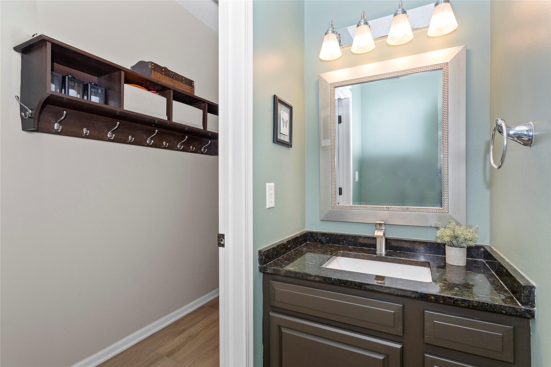 2807 145th Street Property Photo 15