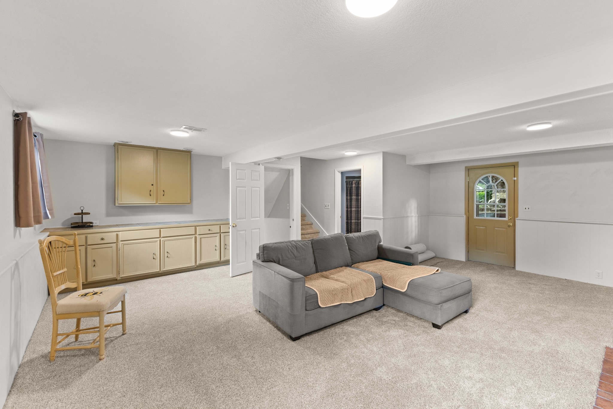 3001 Hillsdale Drive Property Photo 13