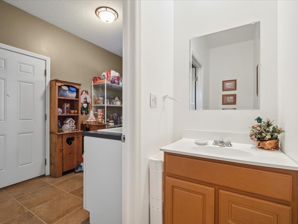 1055 Highway G76 Highway Property Photo 11