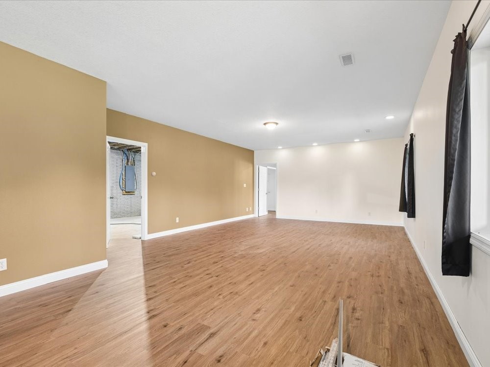 1055 Highway G76 Highway Property Photo 18