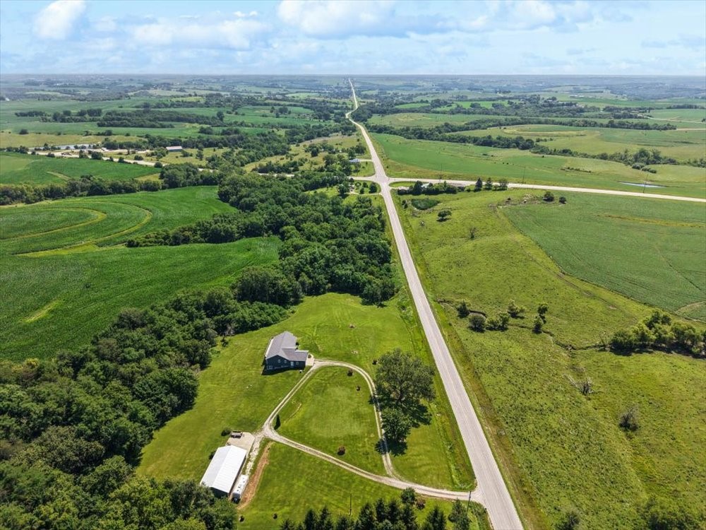 1055 Highway G76 Highway Property Photo 32