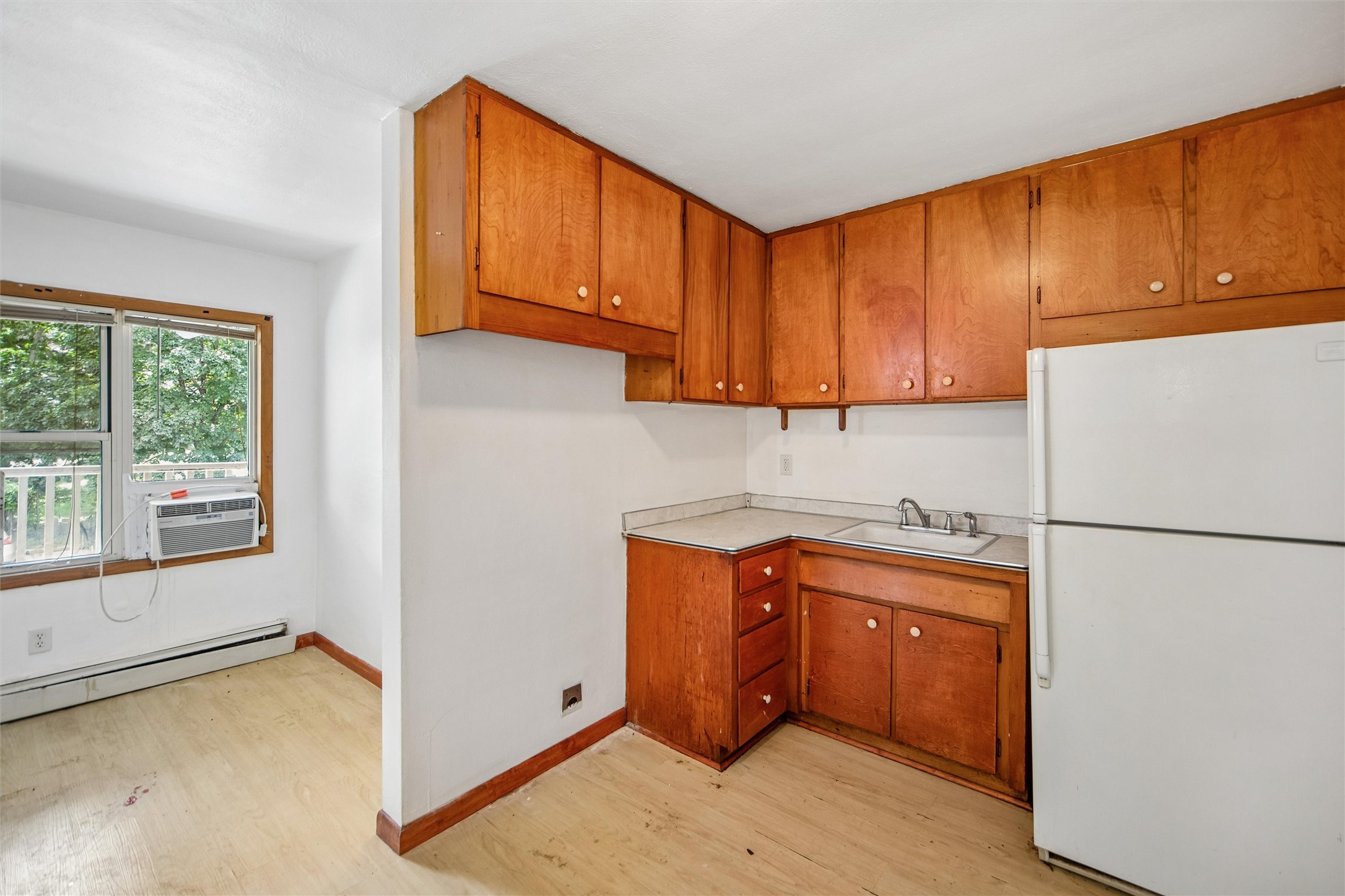 1940 Arlington Avenue Property Photo 6