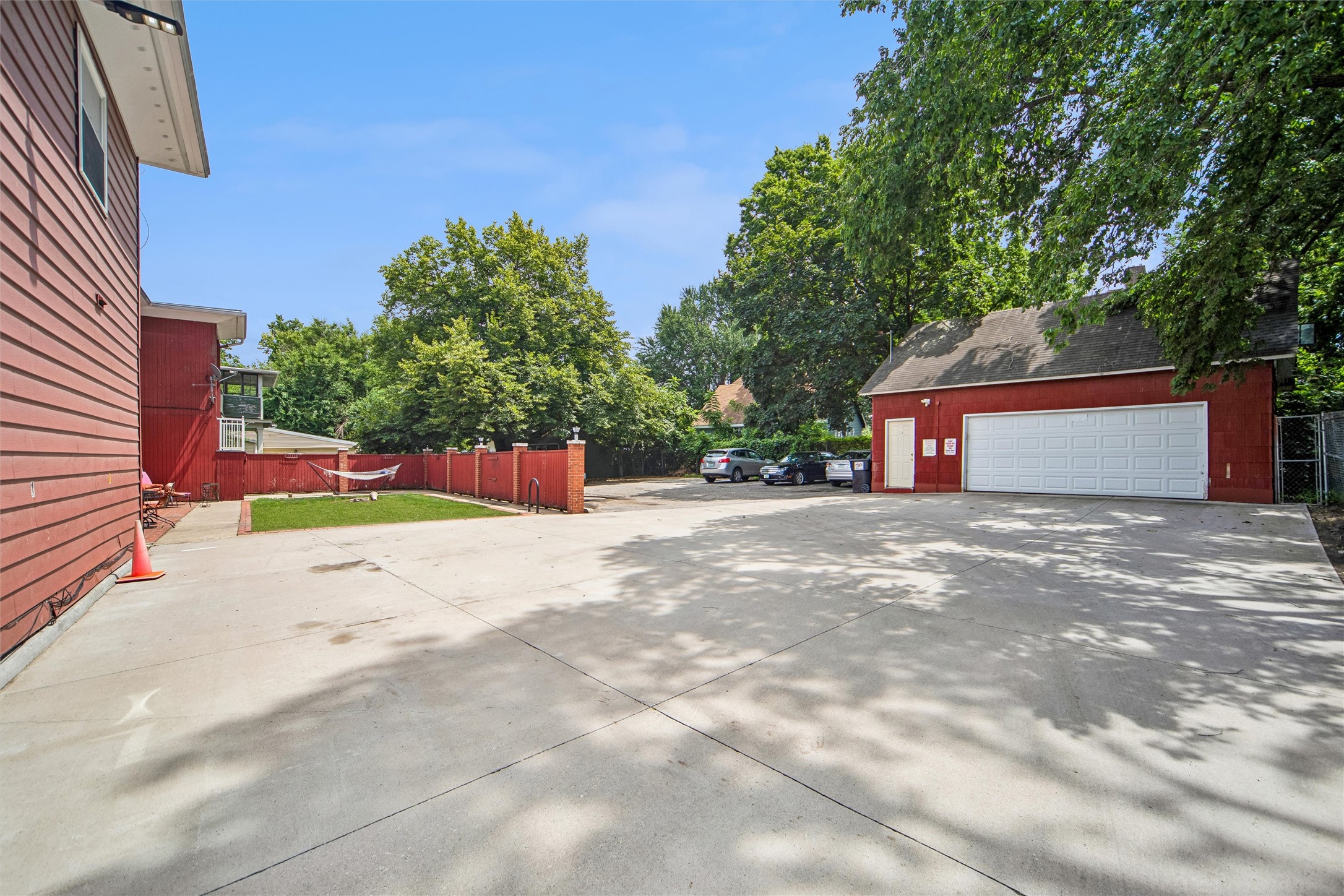 1940 Arlington Avenue Property Photo 14