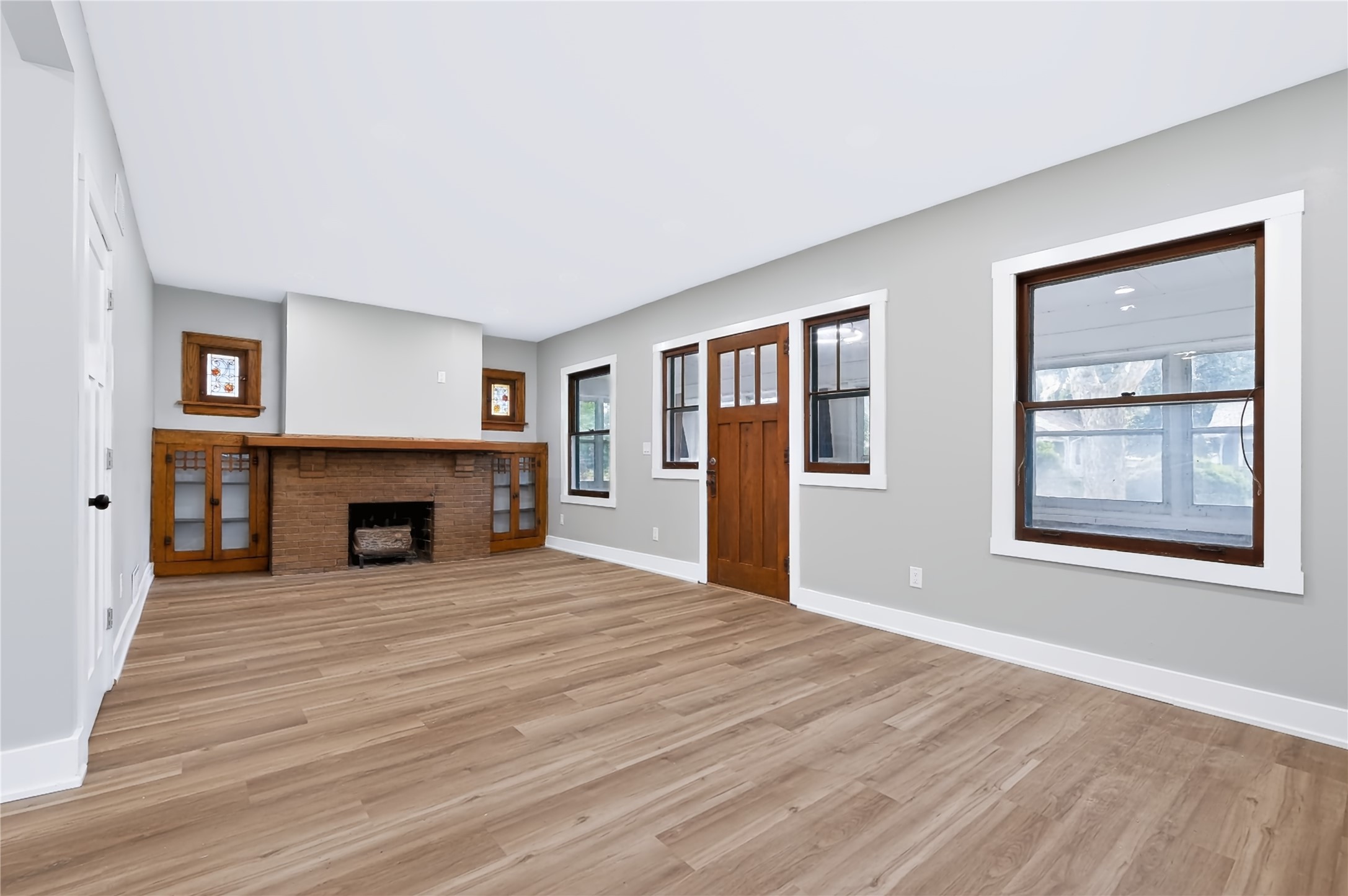 1338 45th Street Property Photo 5