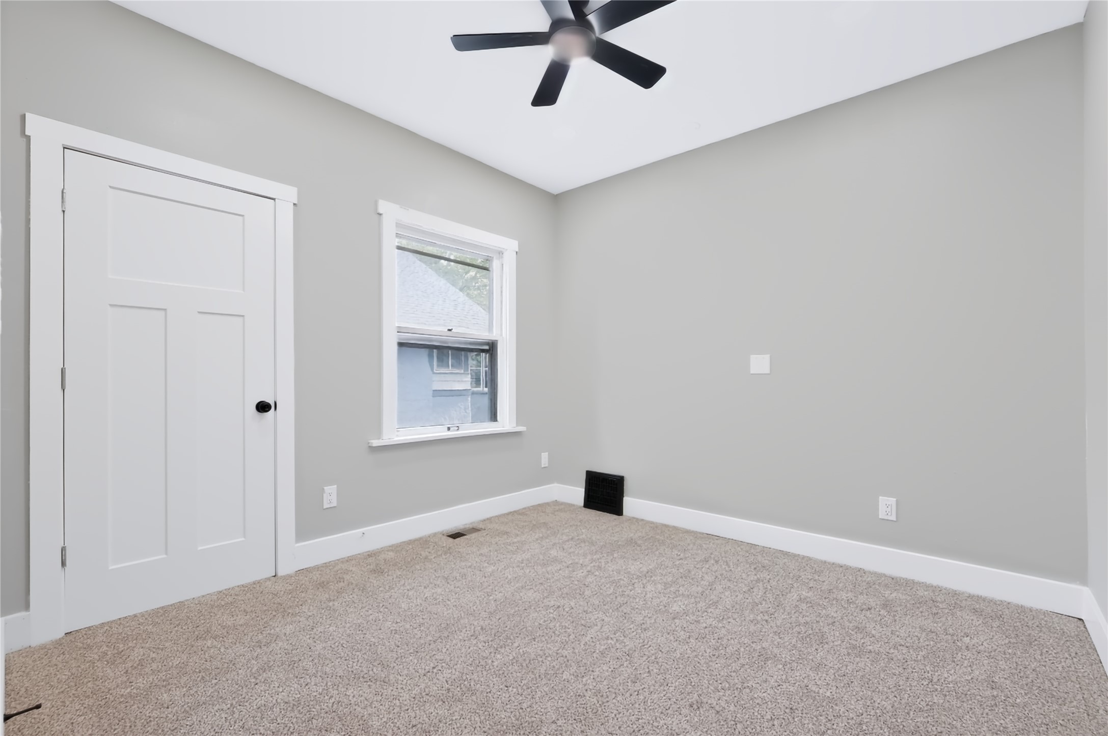 1338 45th Street Property Photo 23