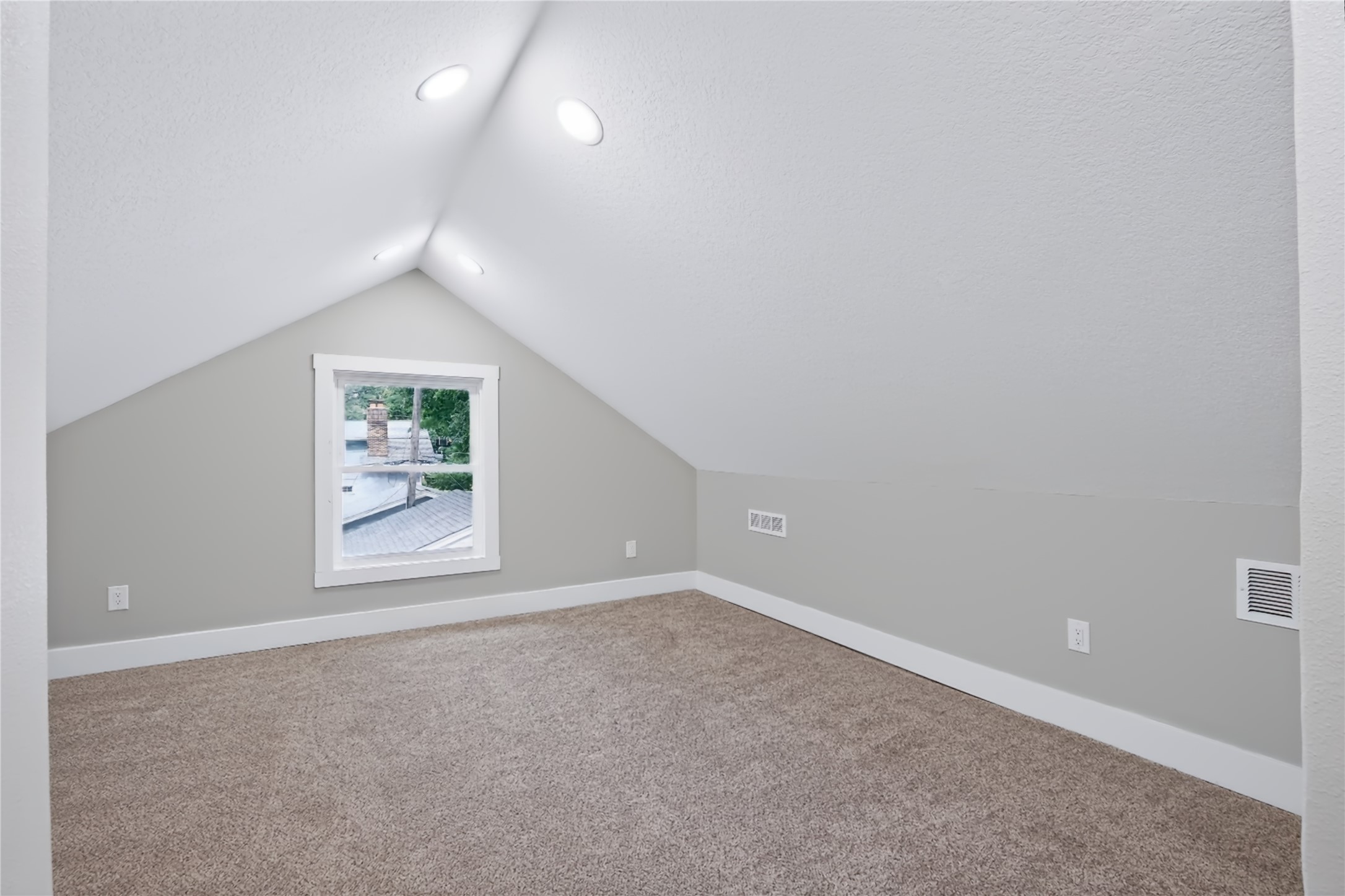1338 45th Street Property Photo 27