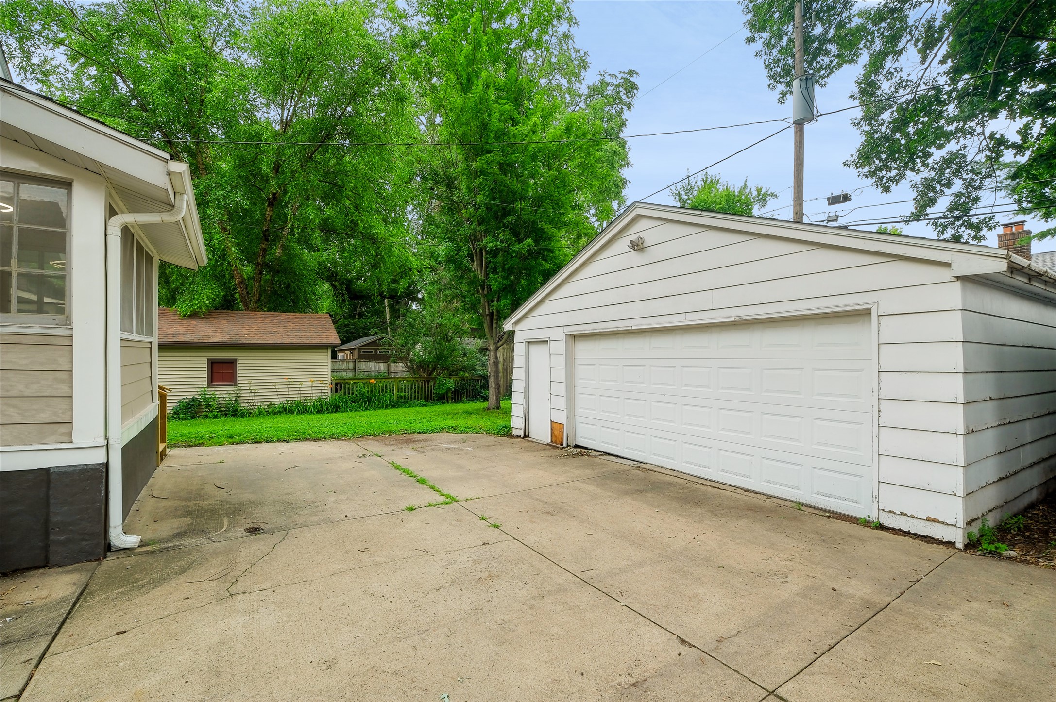 1338 45th Street Property Photo 34