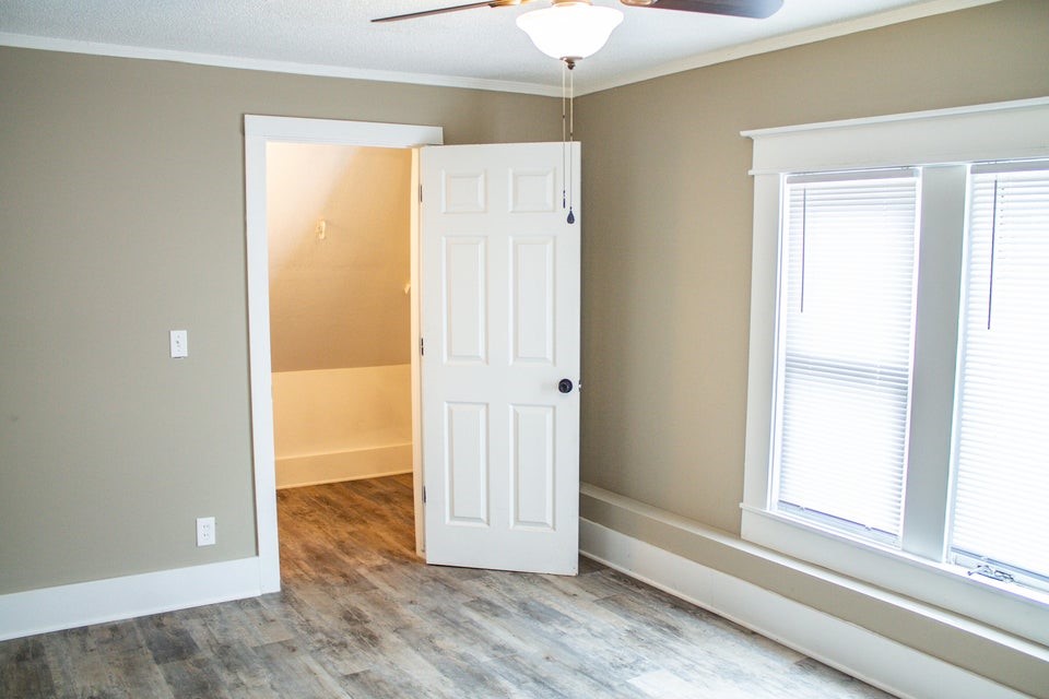 2707 College Avenue Property Photo 7