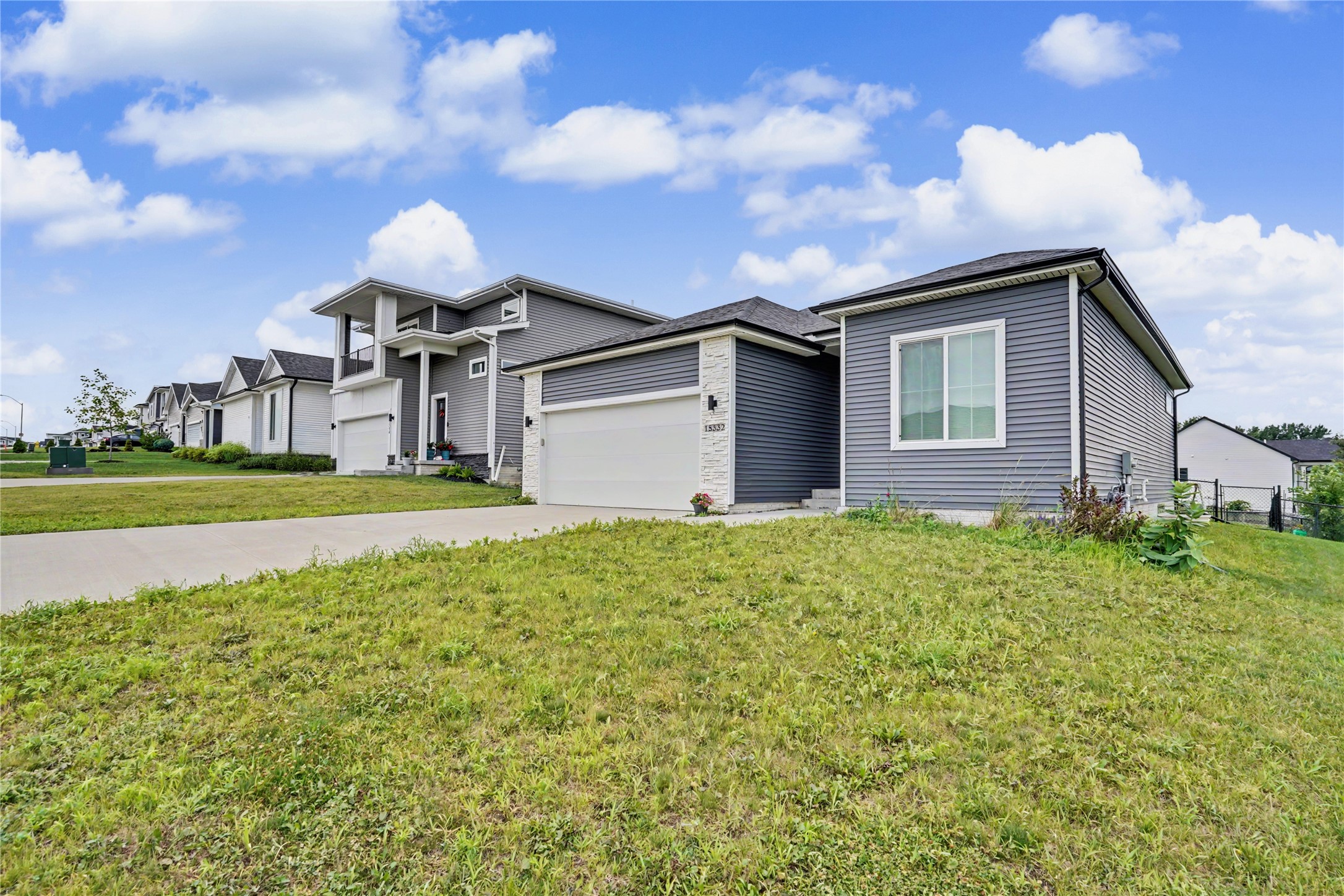 15332 Deerview Drive Property Photo 3