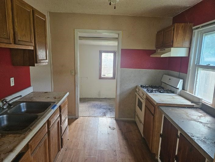 2950 Mahaska Avenue Property Photo 4