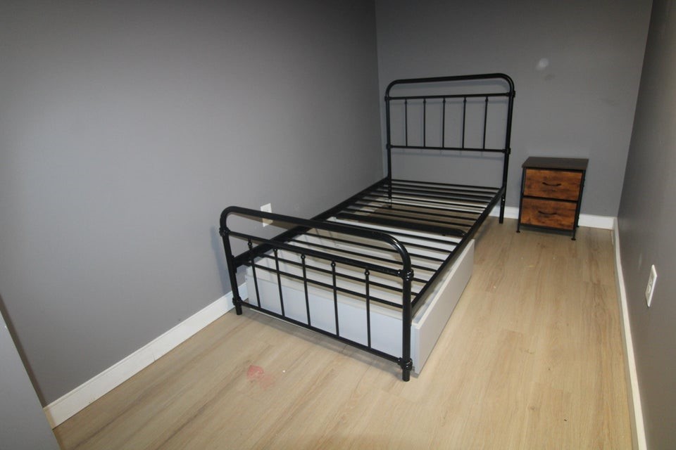 2724 College Avenue Property Photo 10