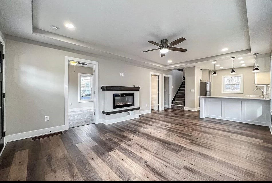 2735 College Avenue Property Photo 4