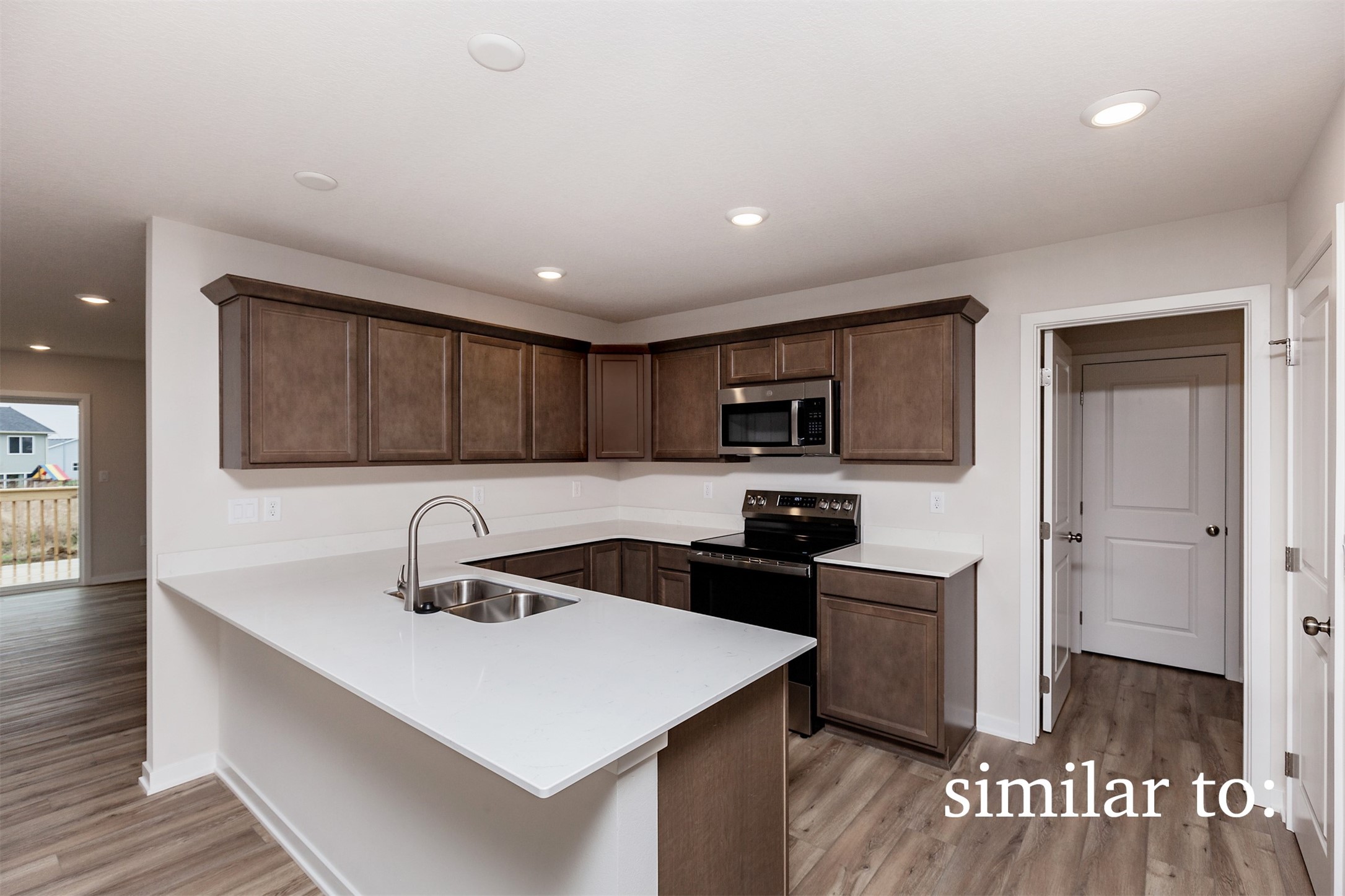 1534 Foxtail Drive Se Property Photo 13