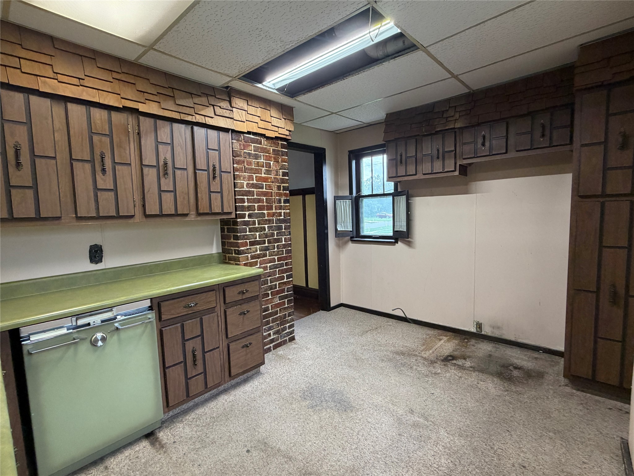 626 E 7th Street N Property Photo 13