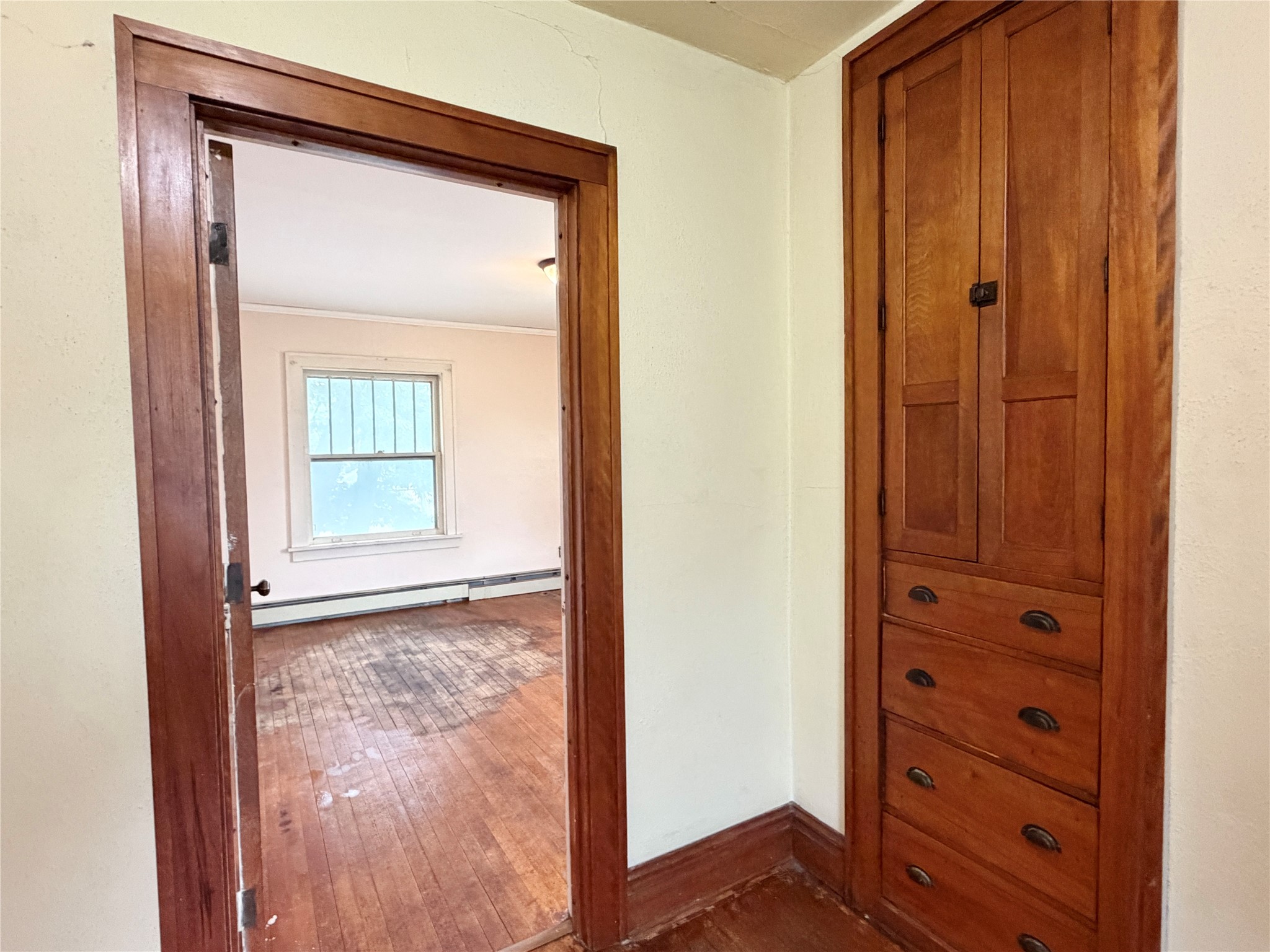 626 E 7th Street N Property Photo 15