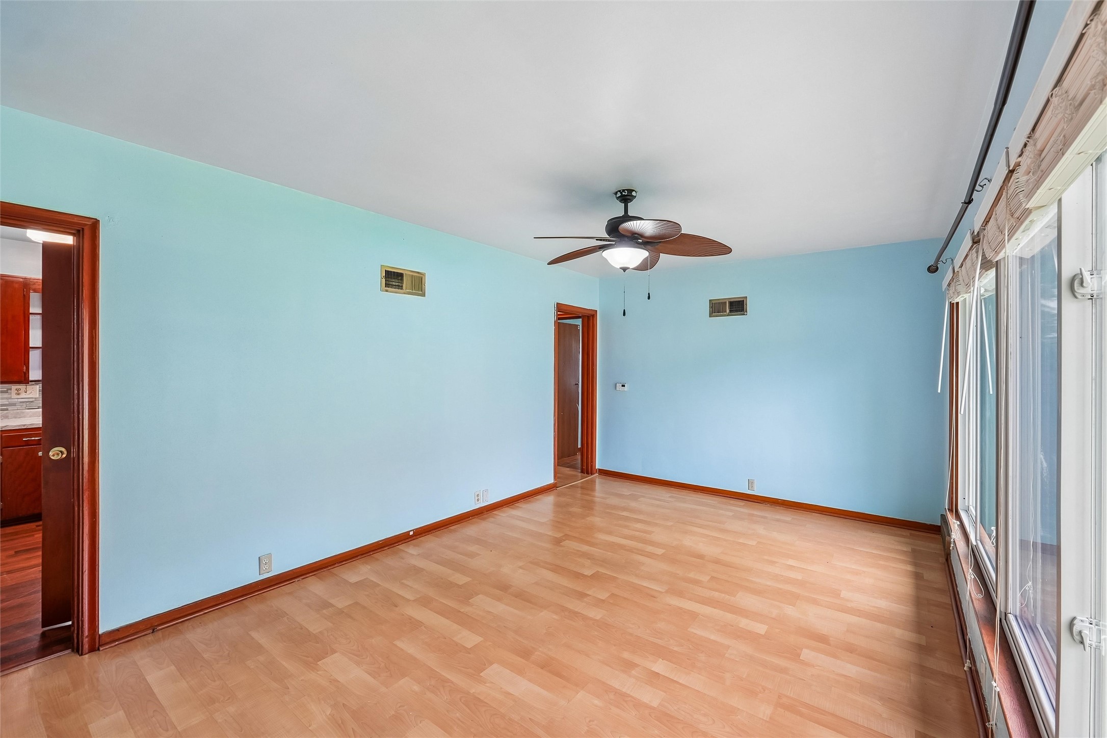 401 N 4th Street Property Photo 14