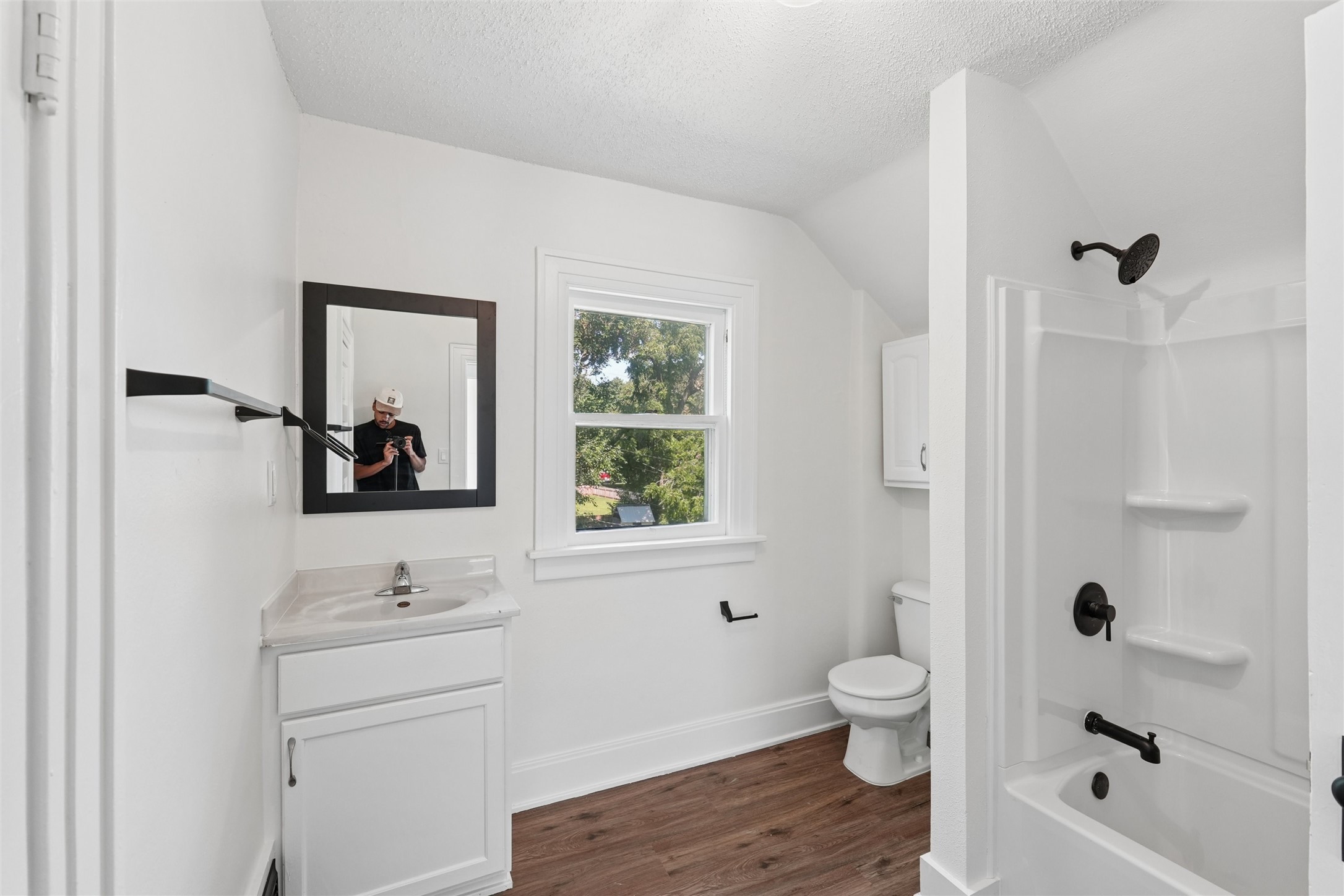 815 Elm Avenue Property Photo 15